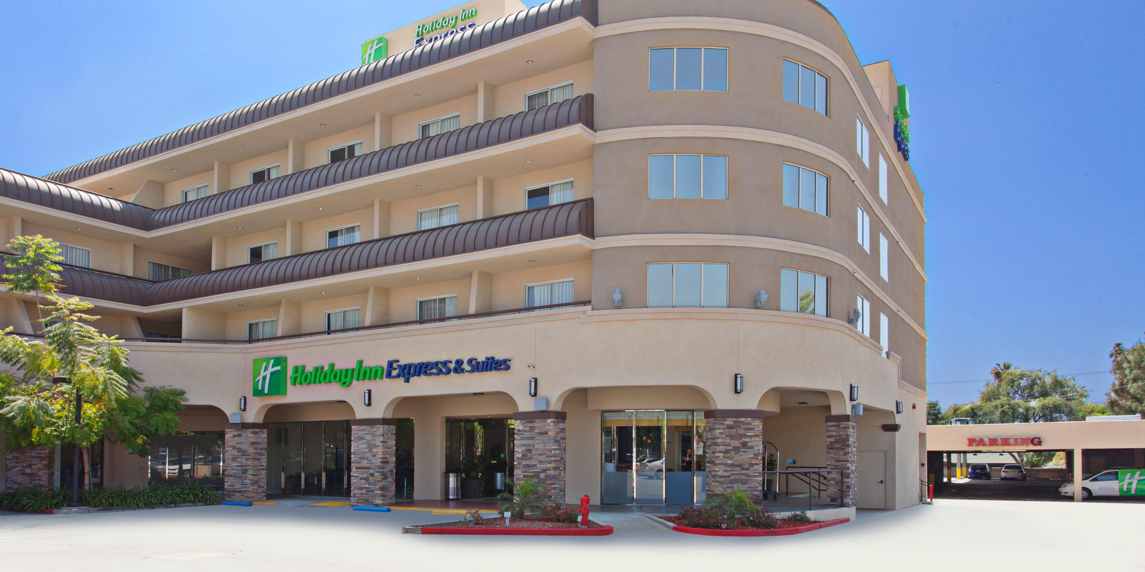 Hotels in Pasadena, CA  Holiday Inn Express & Suites Pasadena