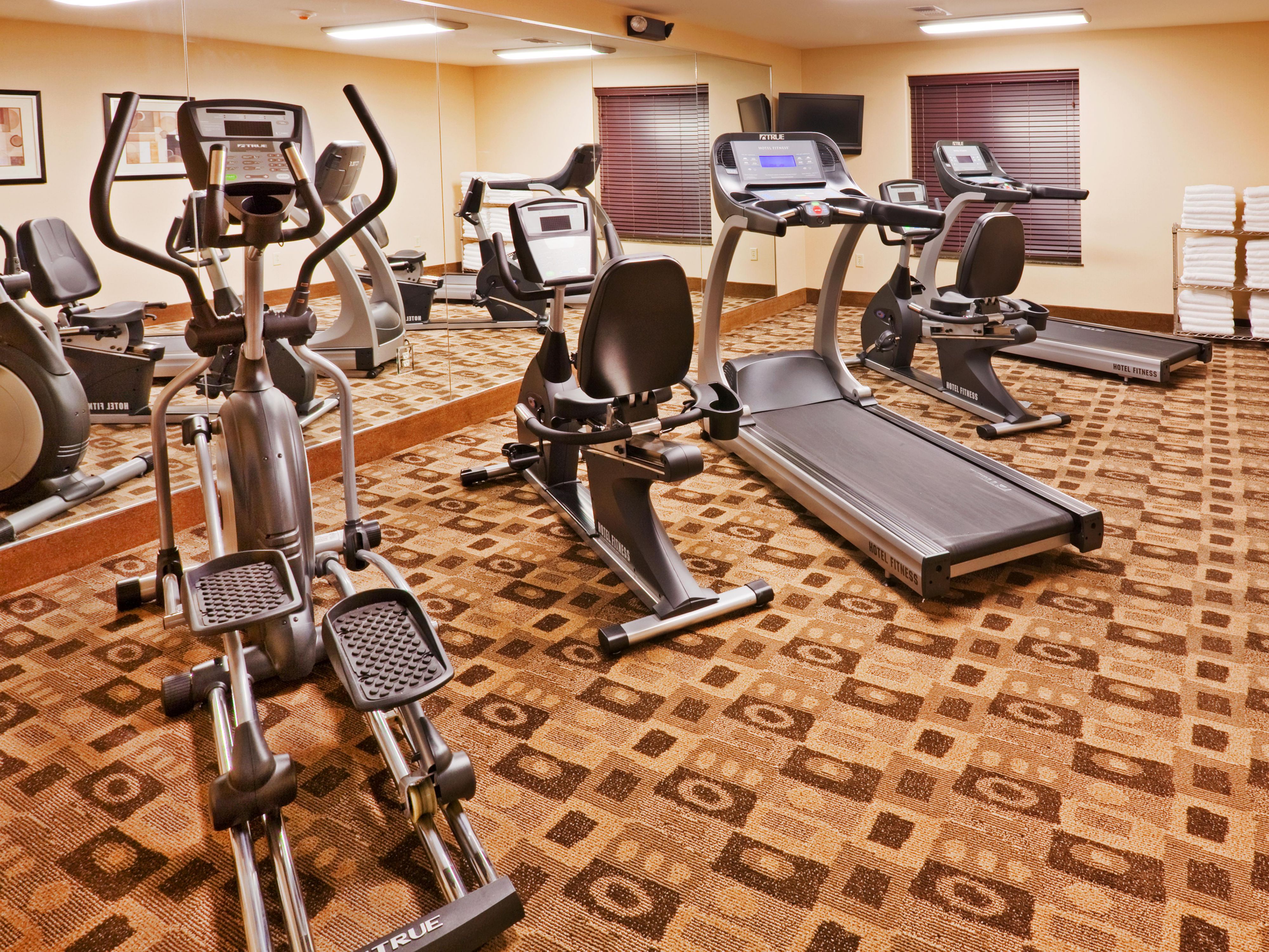 24 Hr Fitness Center