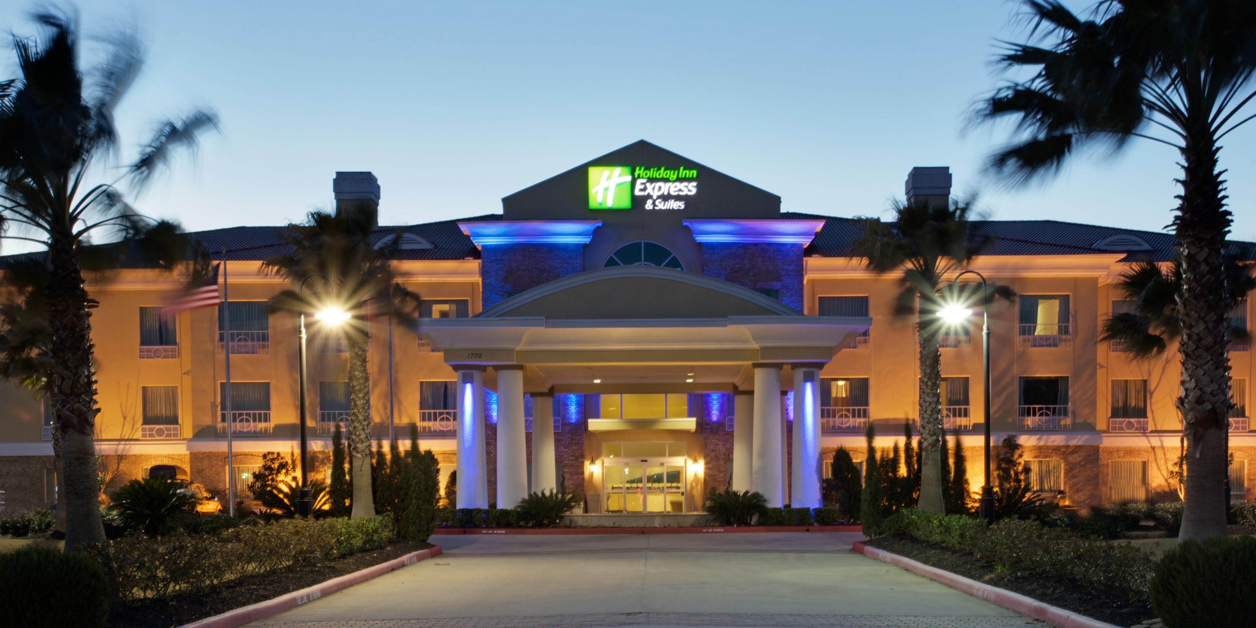Holiday Inn Express & Suites Pearland