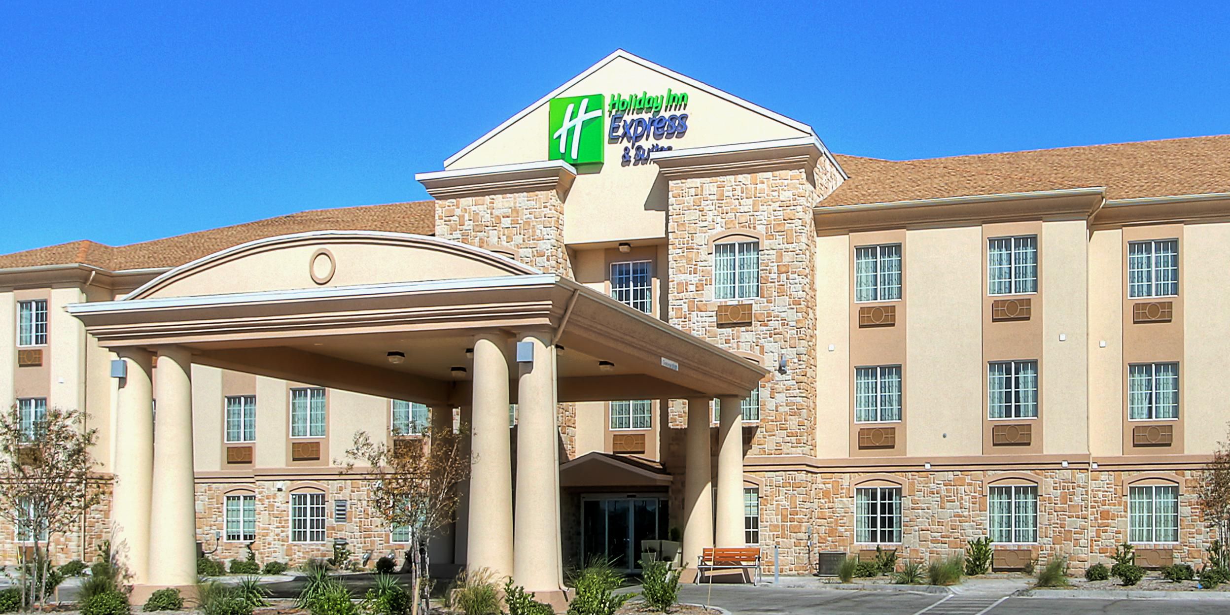 Holiday Inn Express & Suites Pecos