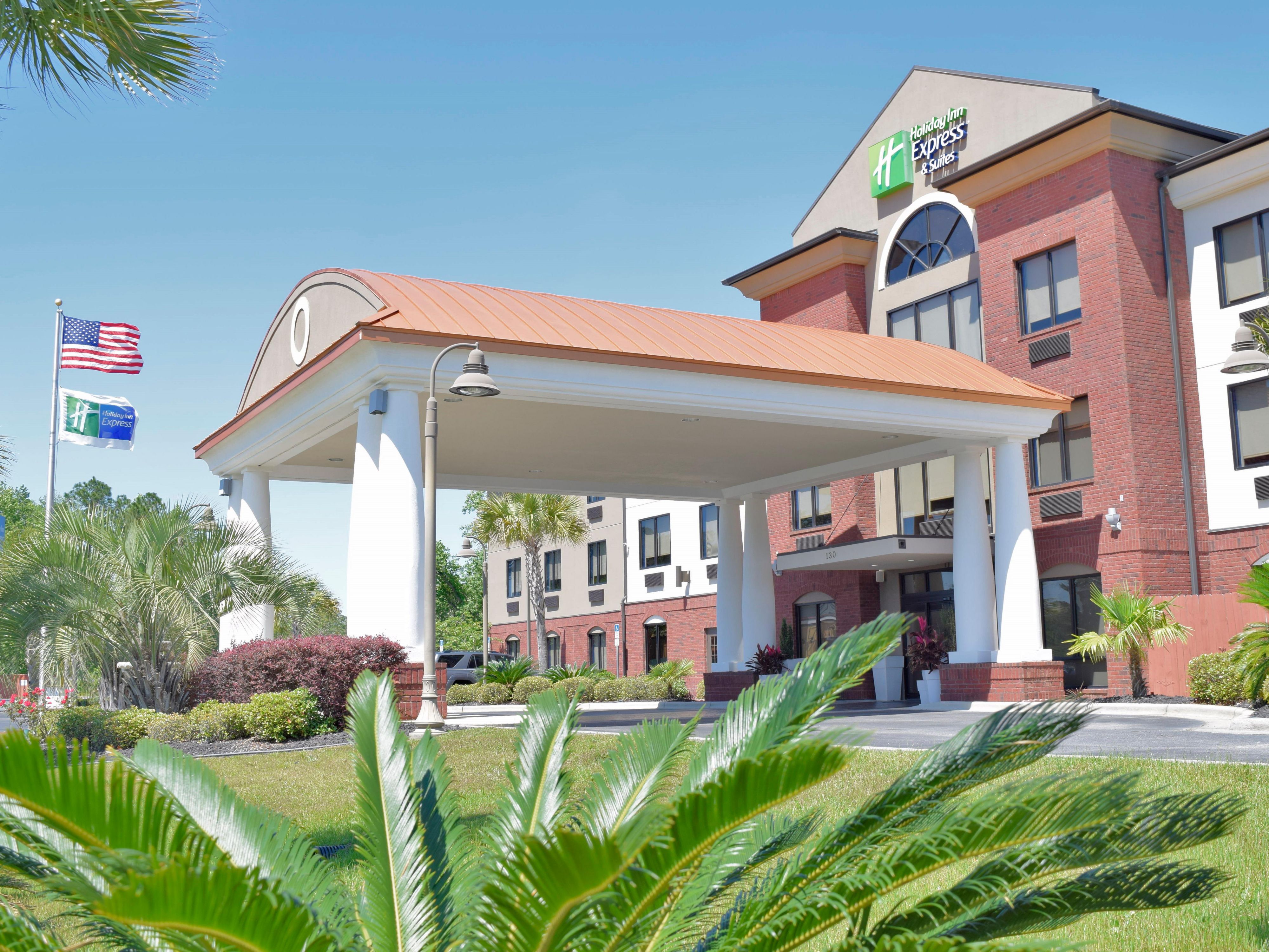 Pensacola Hotel with Indoor Pool | Holiday Inn Express ...