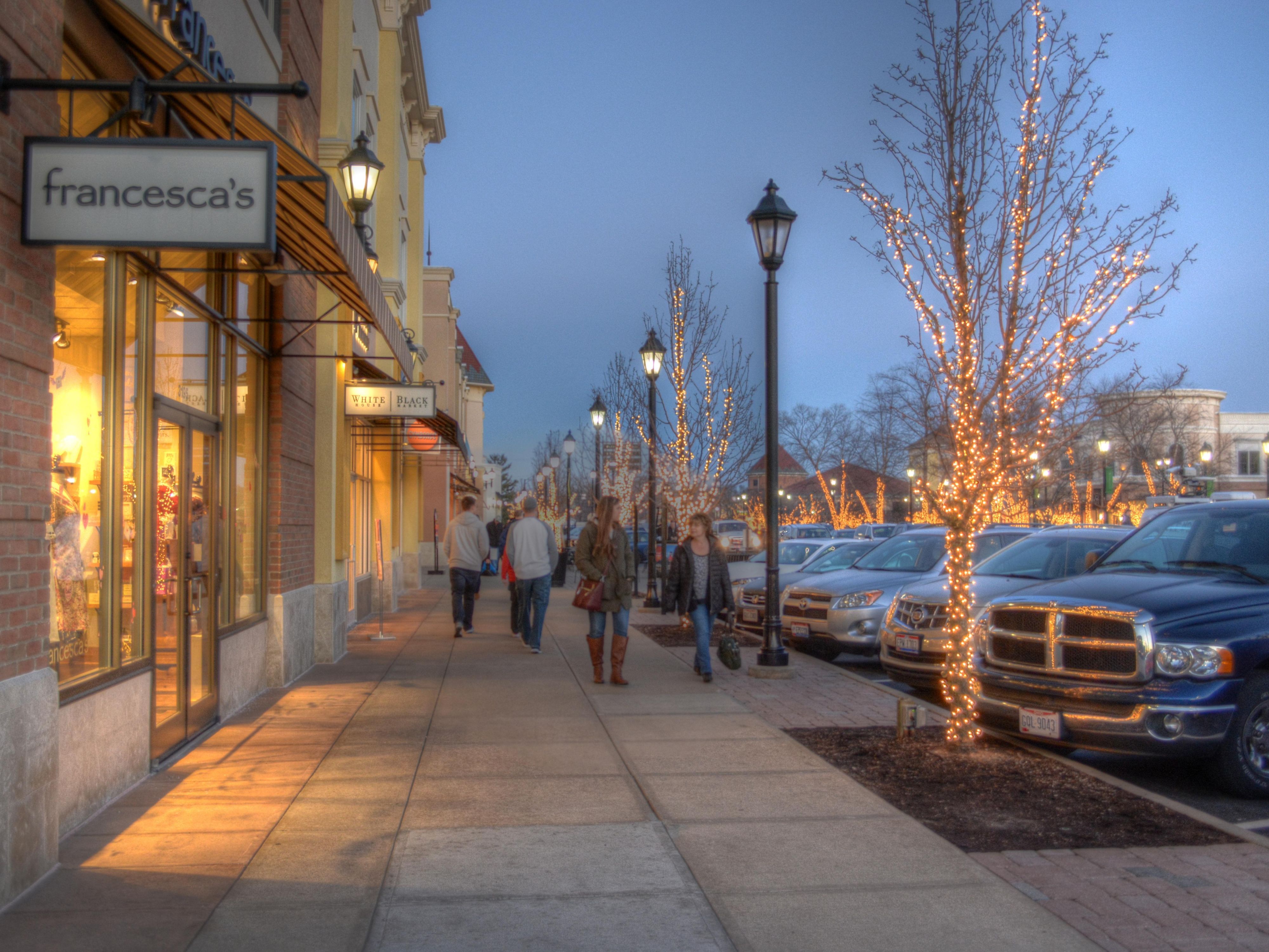 Home for the holidays, or interested in a weekend full of great shopping?  The Holiday Inn Express-Perrysburg, located in the Levis Common shopping district, is the perfect place to stay!  Great retail shopping with many boutique and name-brand stores to choose from.  After shopping, the dining options are endless too!  Make your reservations now!