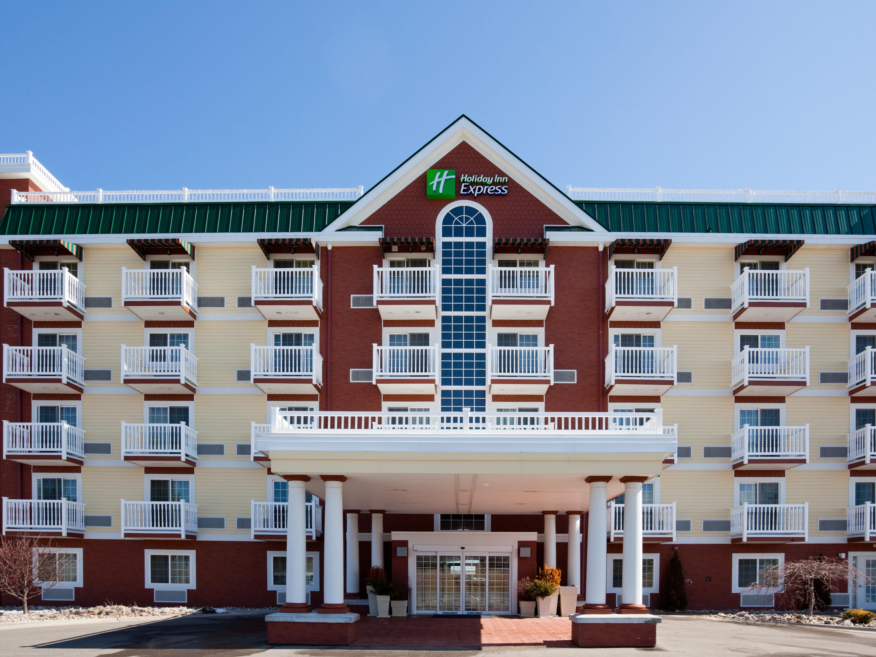 Petoskey Hotel with Indoor Pool Holiday Inn Express Suites Petoskey