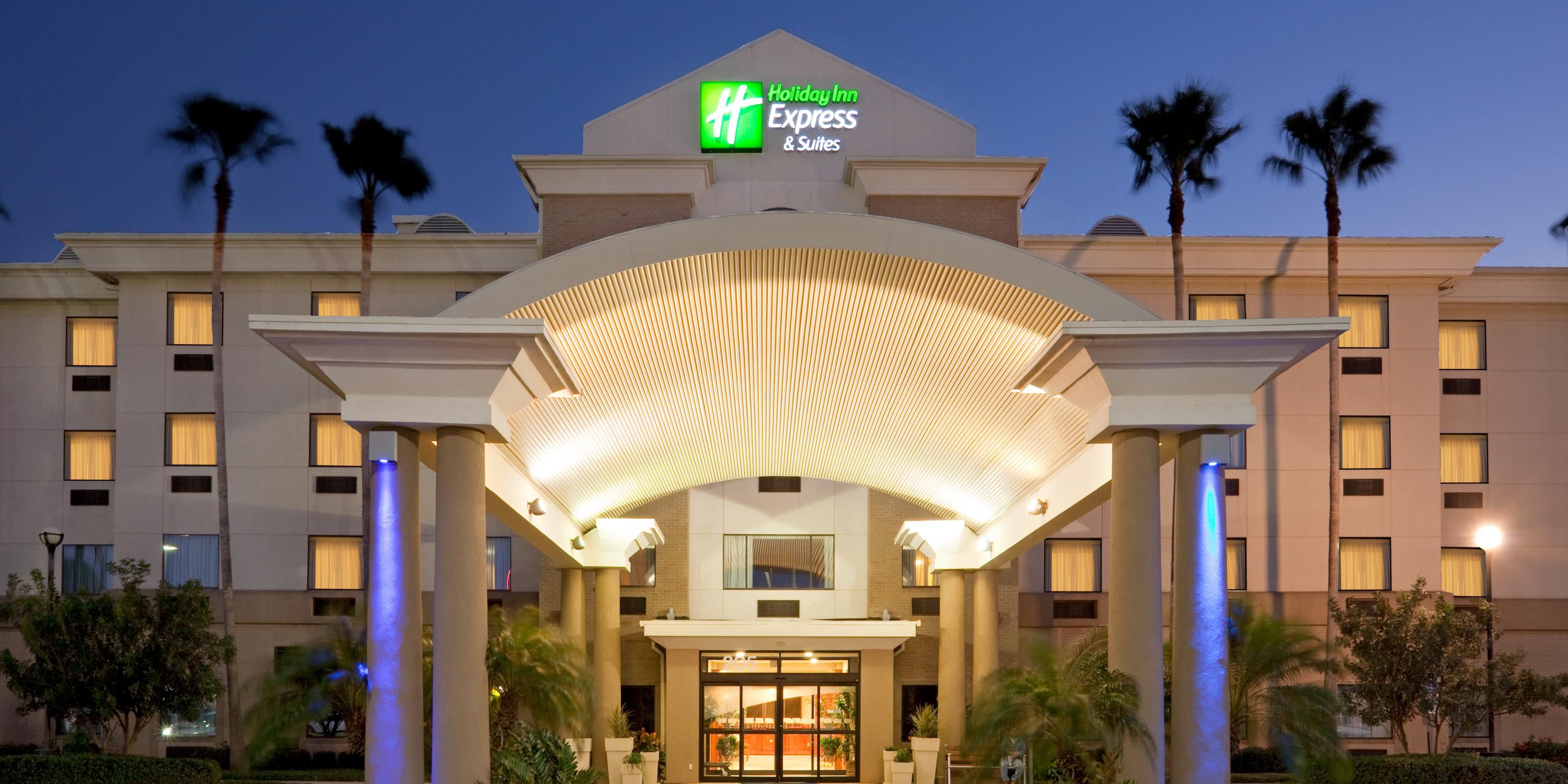 Holiday Inn Express & Suites Pharr