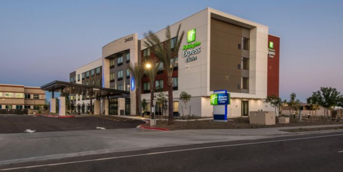 Holiday Inn Express & Suites Phoenix North - Happy Valley
