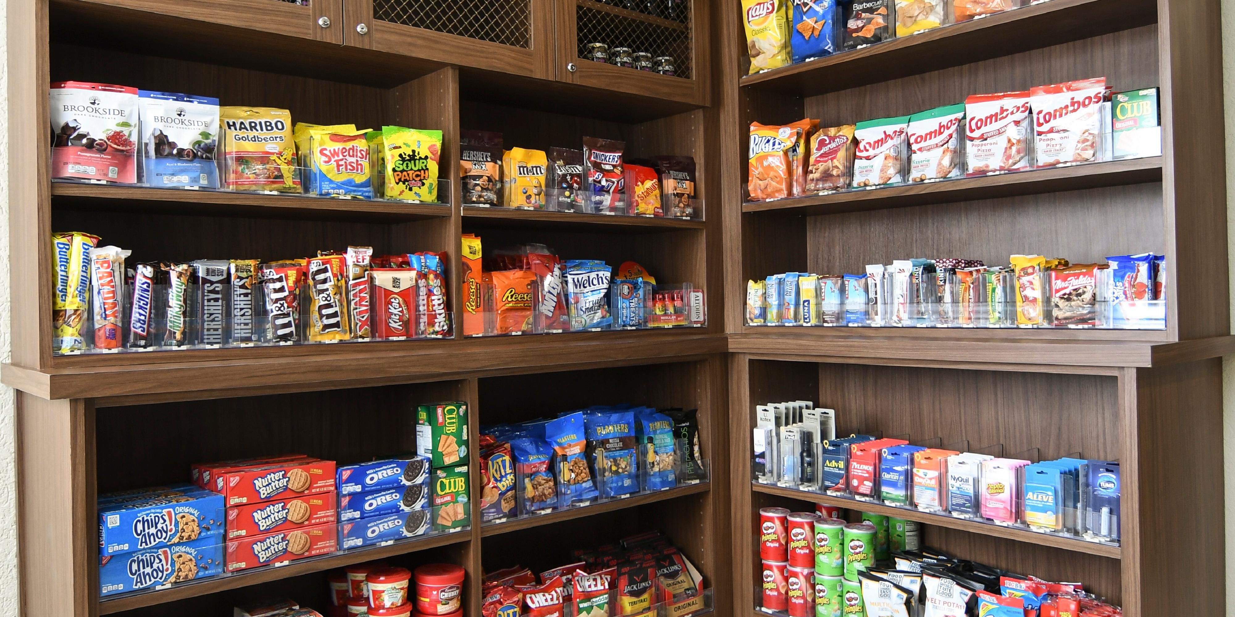 The Holiday Inn Express and Suites offers you a chance to purchase drinks, snacks, ice cream, frozen dinners, and alcoholic beverages (must be 21) all hours of the day in our NEW Market. 
