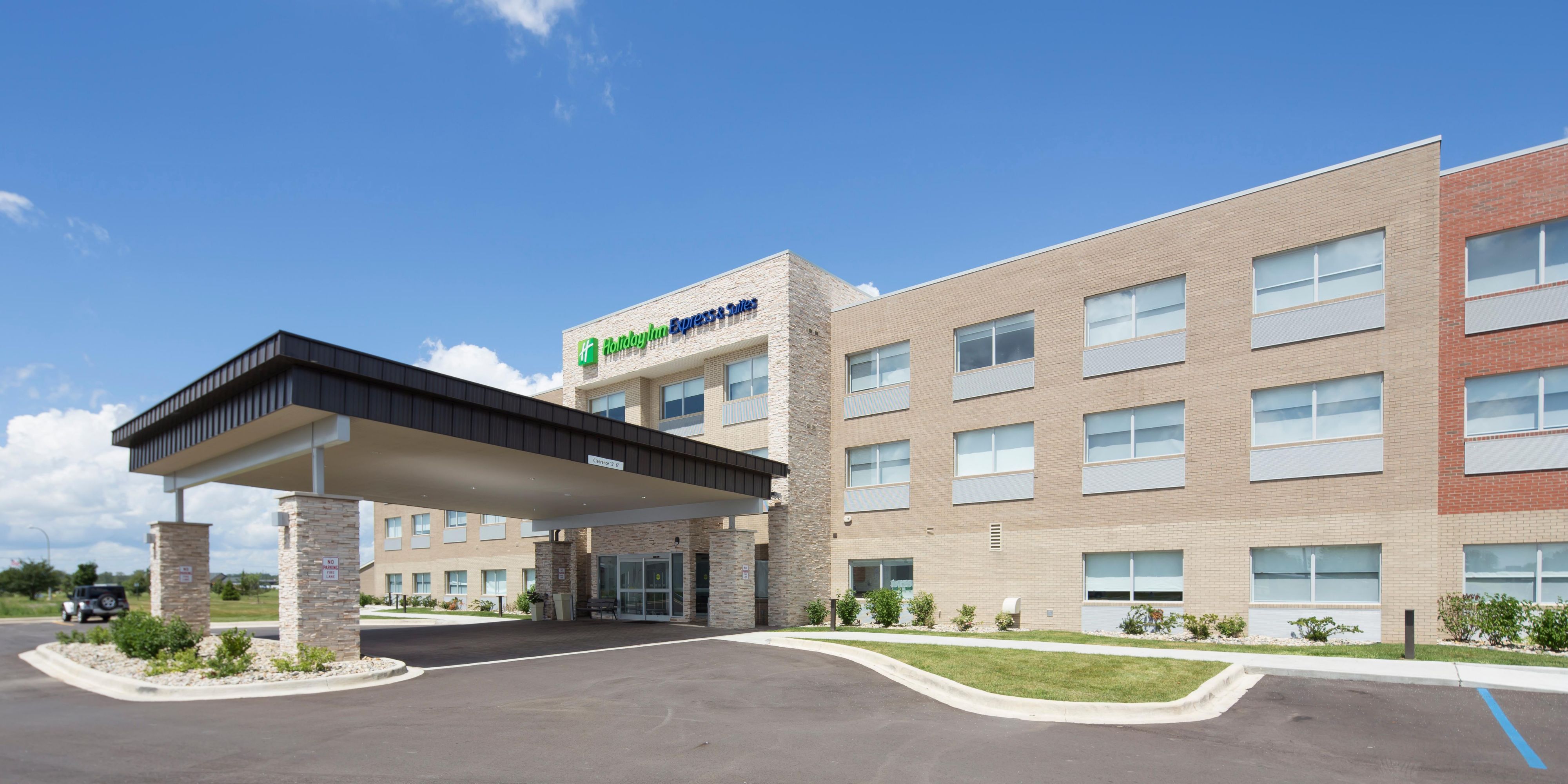 Holiday Inn Express & Suites Port Huron