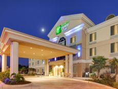 Holiday Inn Express & Suites Porterville