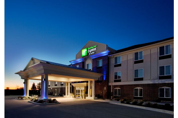 Holiday Inn Express & Suites Portland