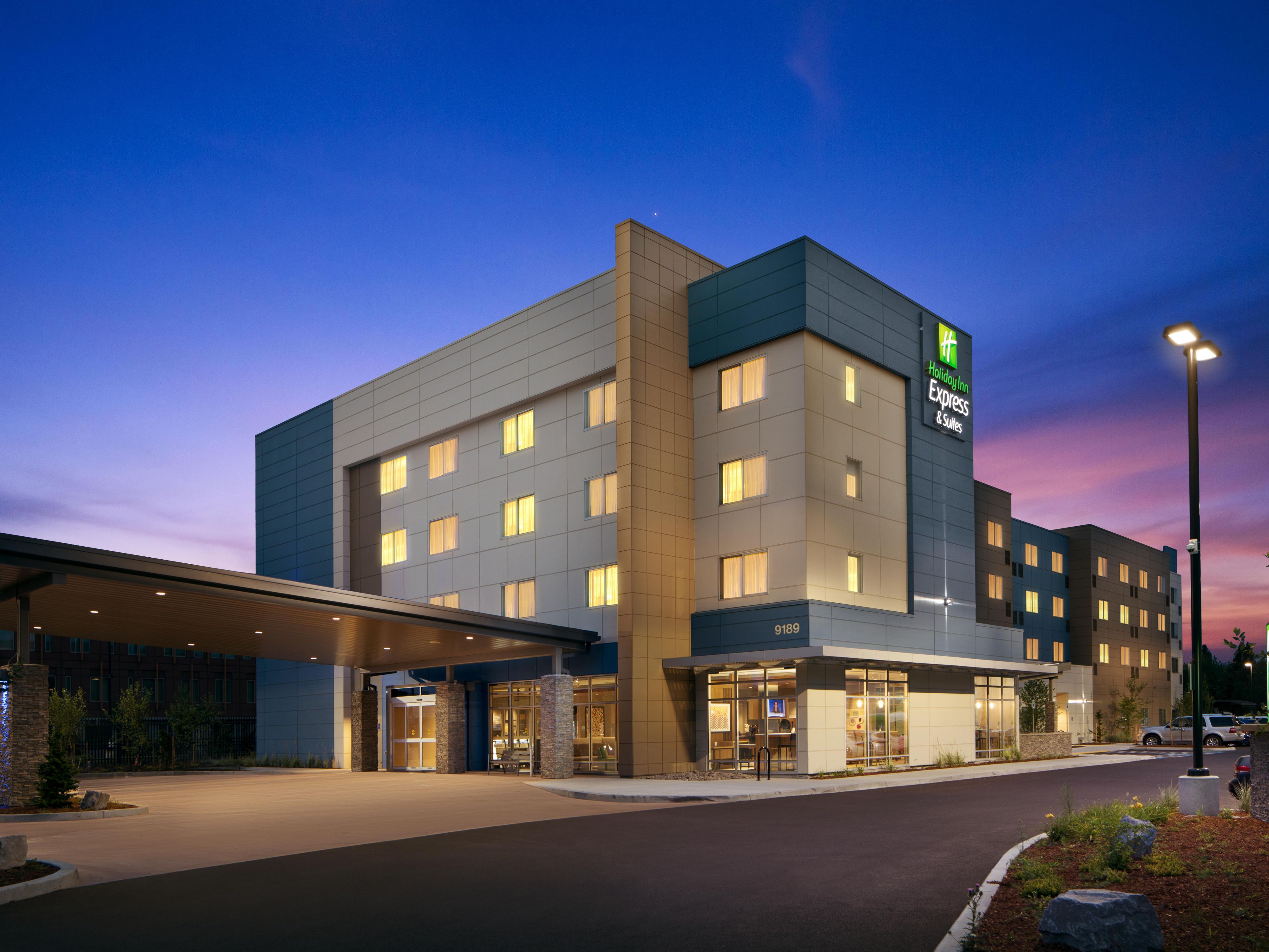 Holiday Inn Express And Suites Portland 5658239727 4x3