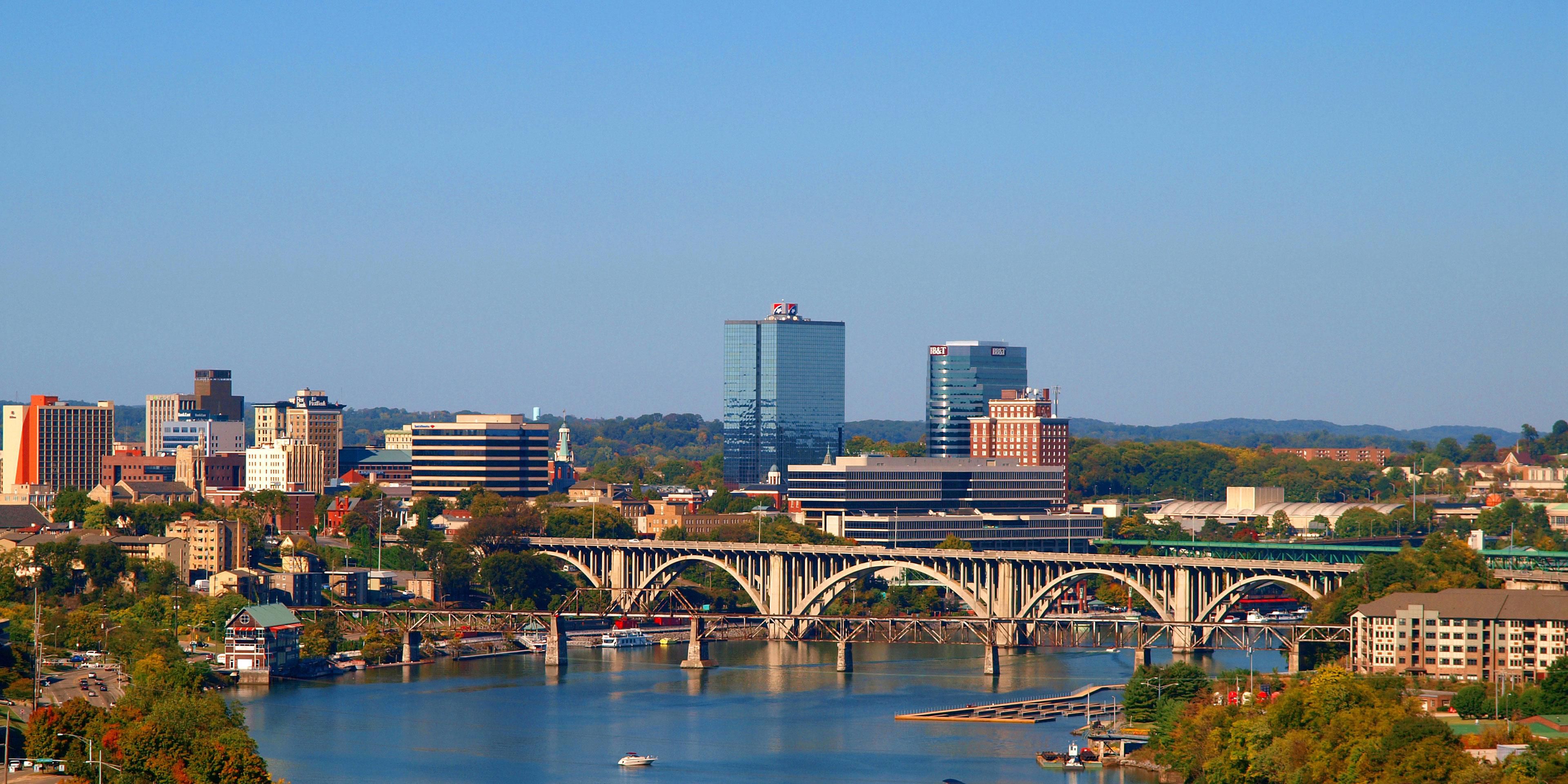 Holiday Inn Express & Suites Knoxville-North-I-75 Saída 112