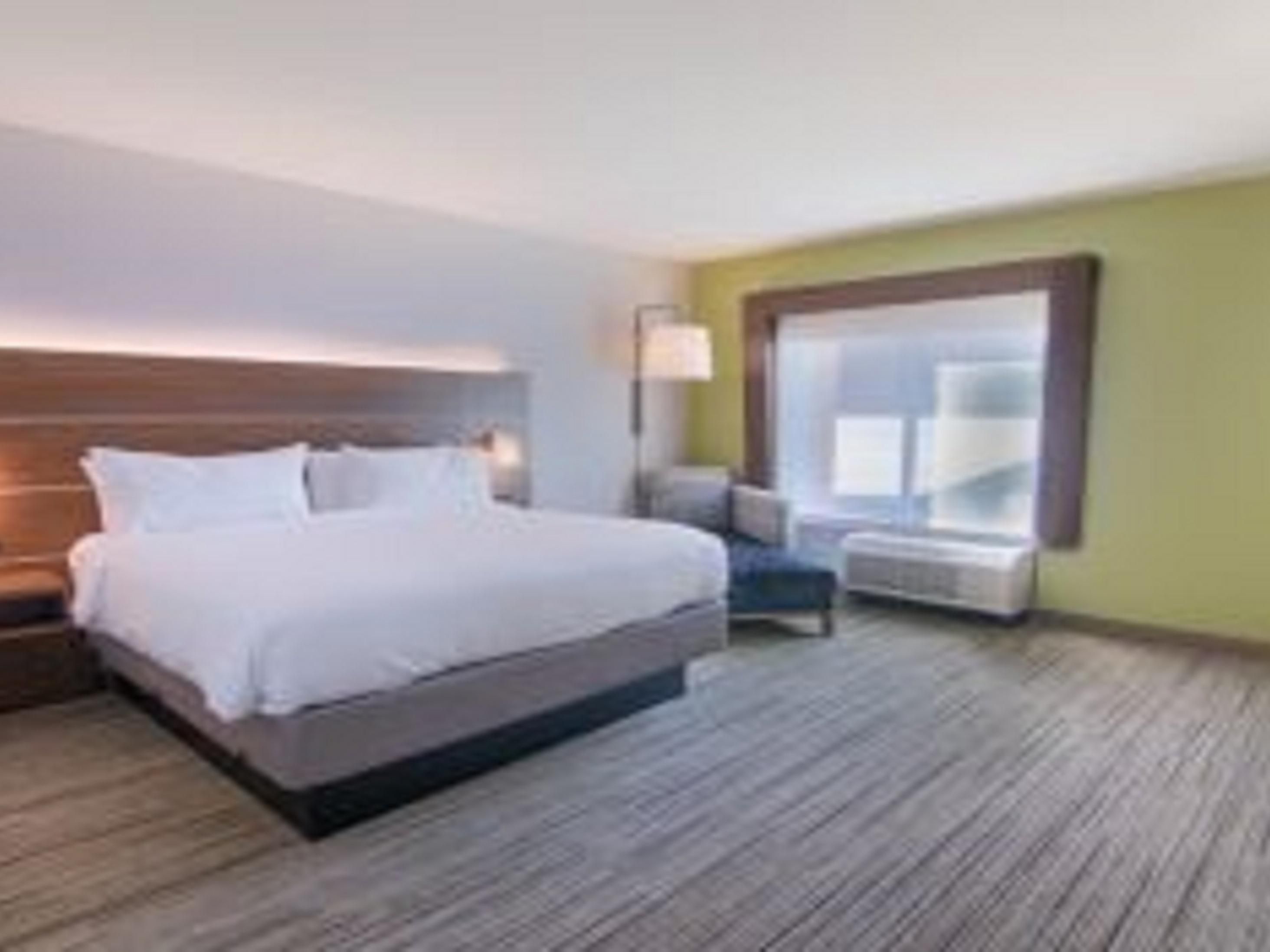 King Bed Guest Room