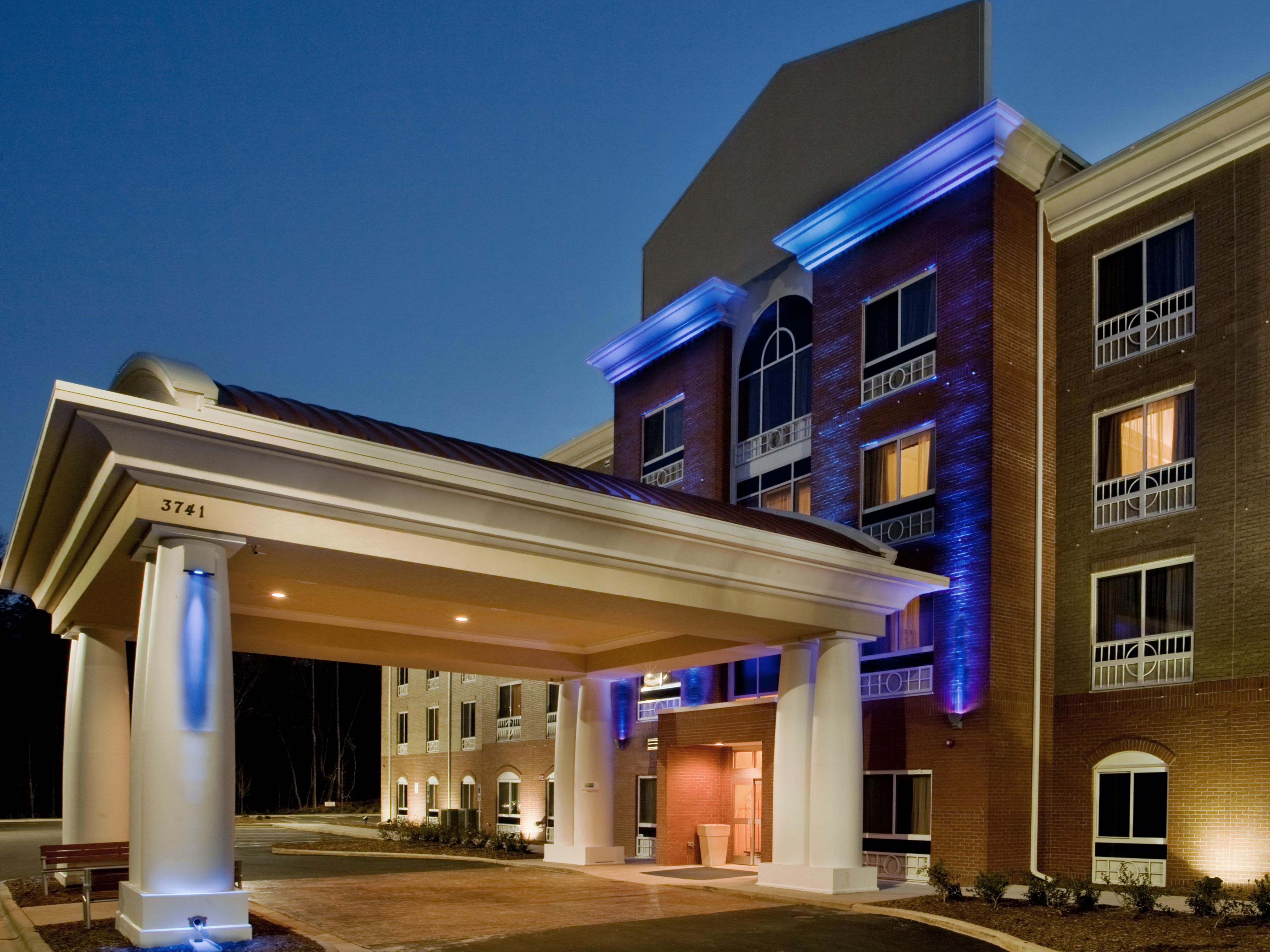 Holiday Inn Express & Suites Raleigh SW NC State Raleigh ...