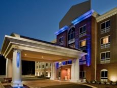 Holiday Inn Express & Suites Raleigh SW NC State