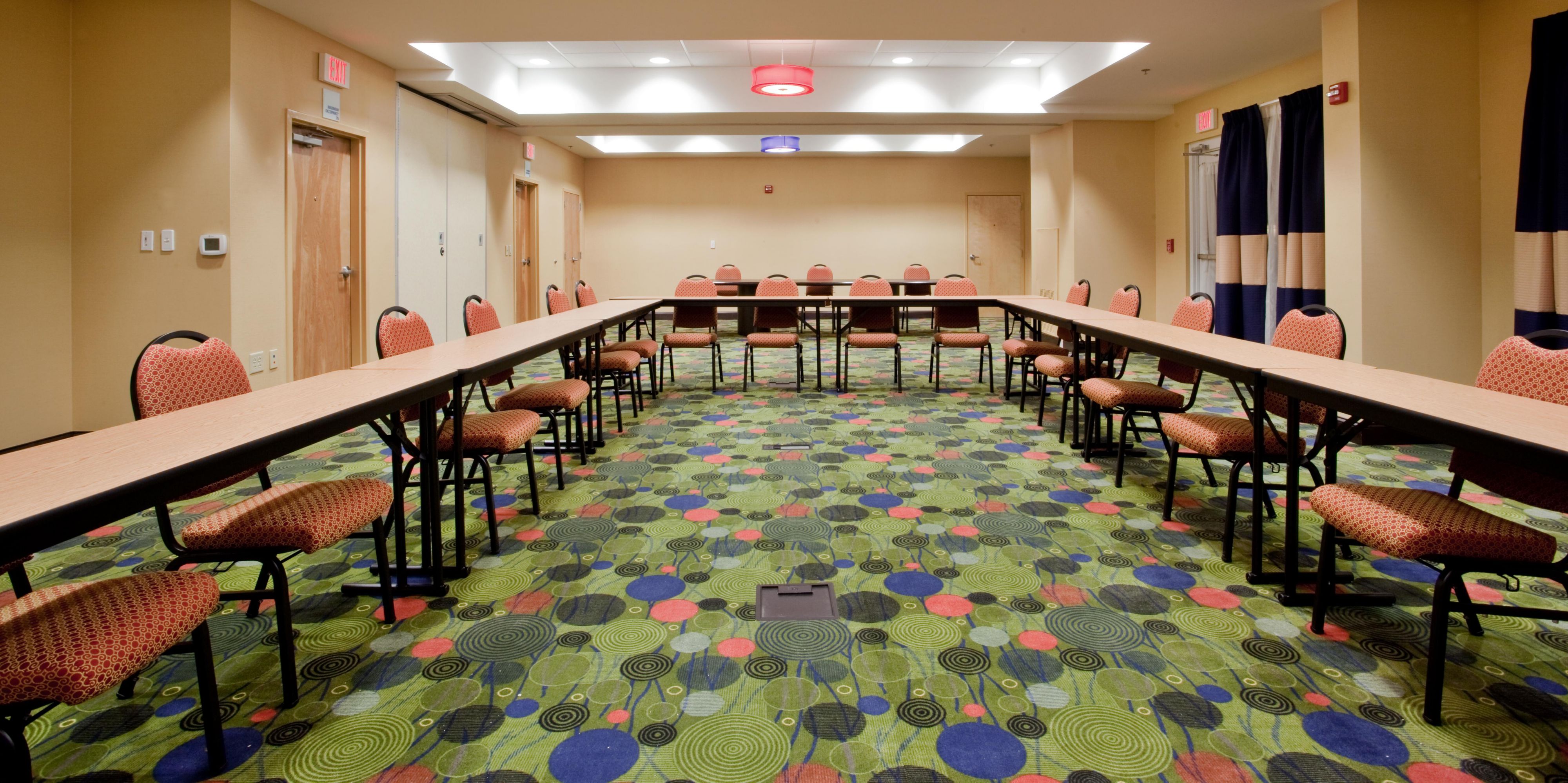 Hosting a social or corporate event?  We can provide flexible setups for conferences, weddings, socials or banquets. Don't worry, we can provide all the necessary audiovisual equipment and recommend our preferred caterer. Drop by for a tour of our property and let us help you plan your next event.