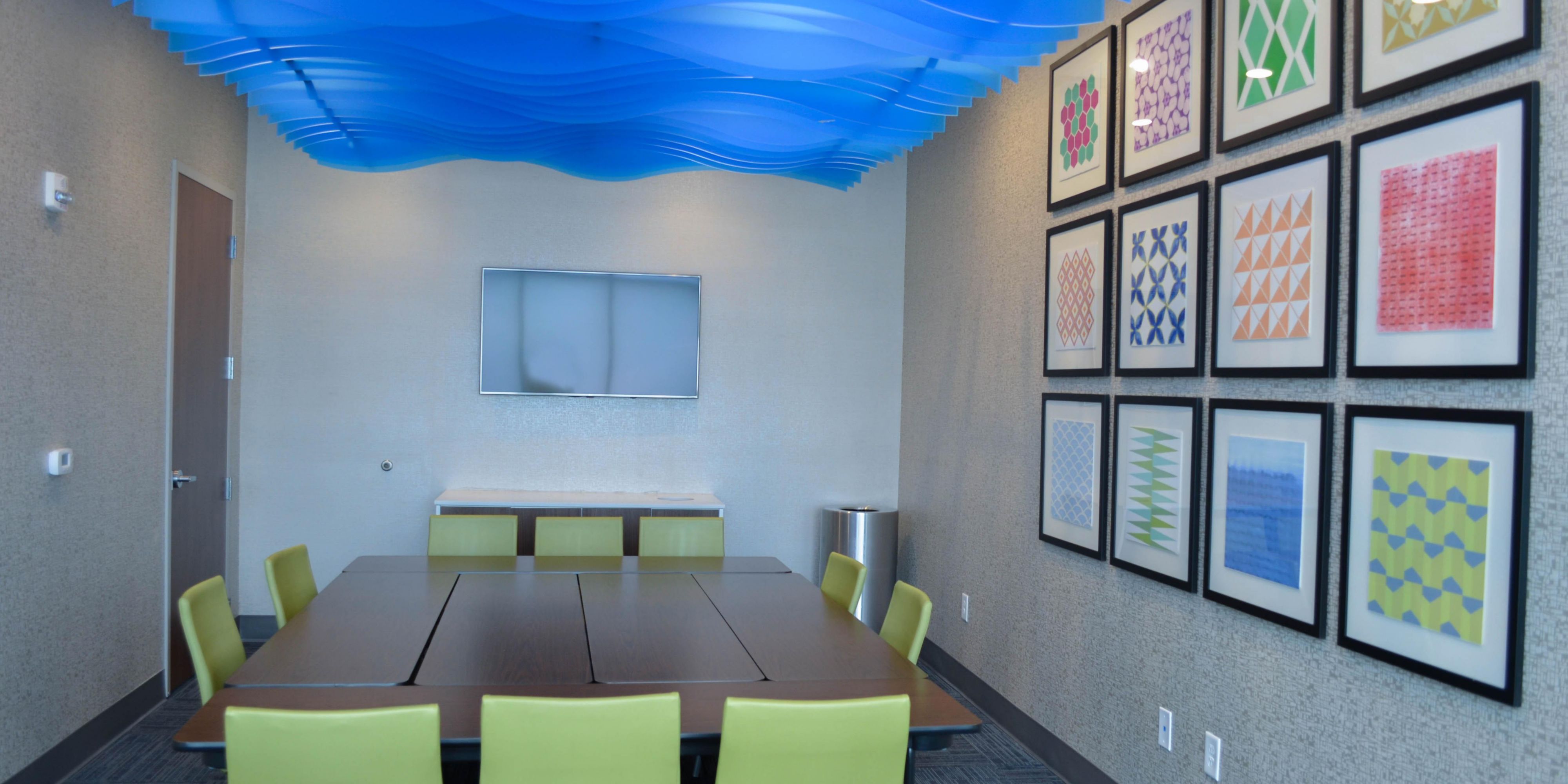 Are you looking for a conference room for a board meeting or a place to have your next birthday or anniversary gathering? 
We have the perfect space for you! 
Please let us know how we can assist with your next big event!