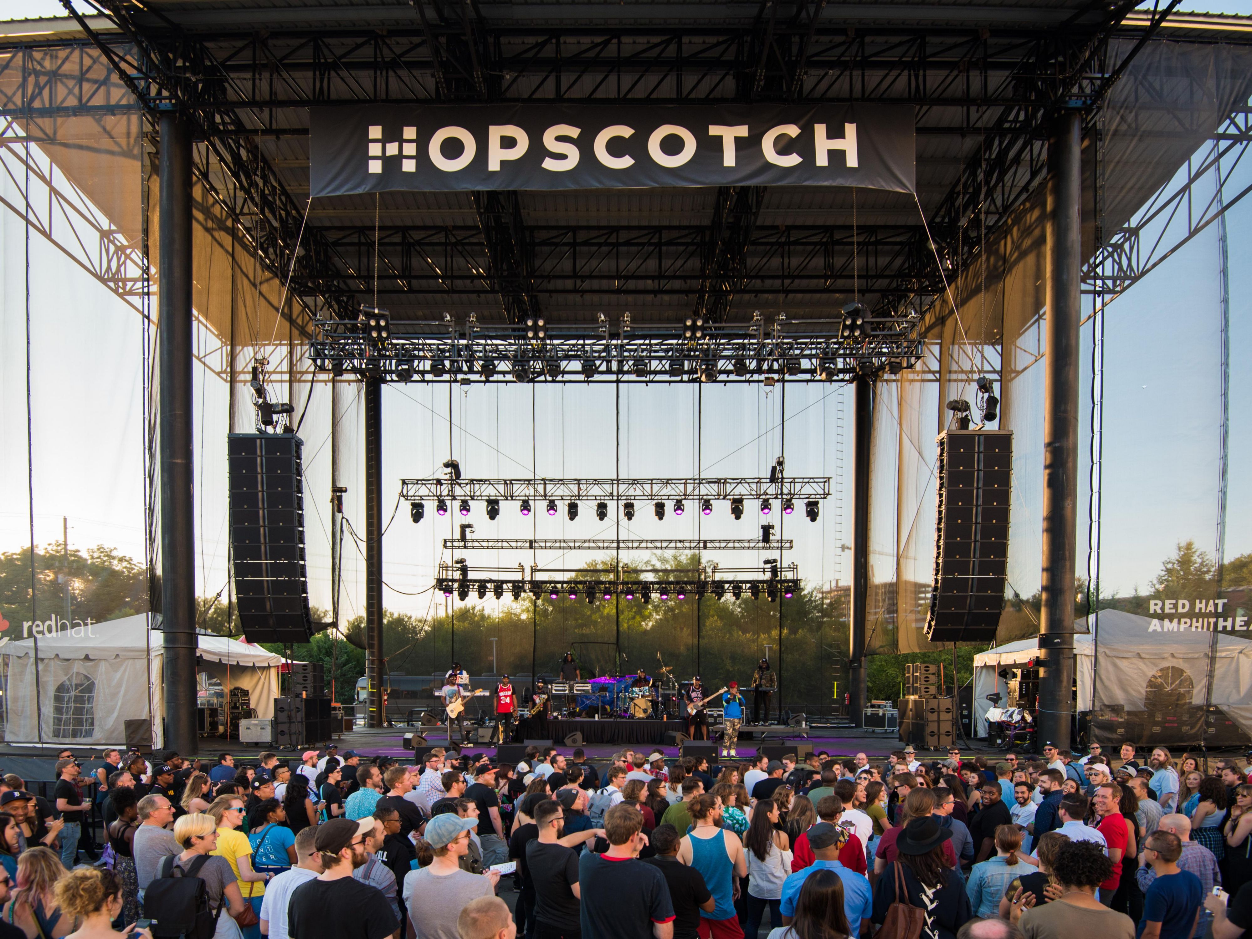 Rock out, chill out, or sway to the rhythm – our hotel puts you in the heart of Raleigh's vibrant music scene. We're just moments away from top venues like Red Hat Amphitheater, Lenovo Center, Coastal Credit Union, The Ritz, and Lincoln Theatre, making it easy to catch your favorite acts. Enjoy the show, then effortlessly return to comfort!