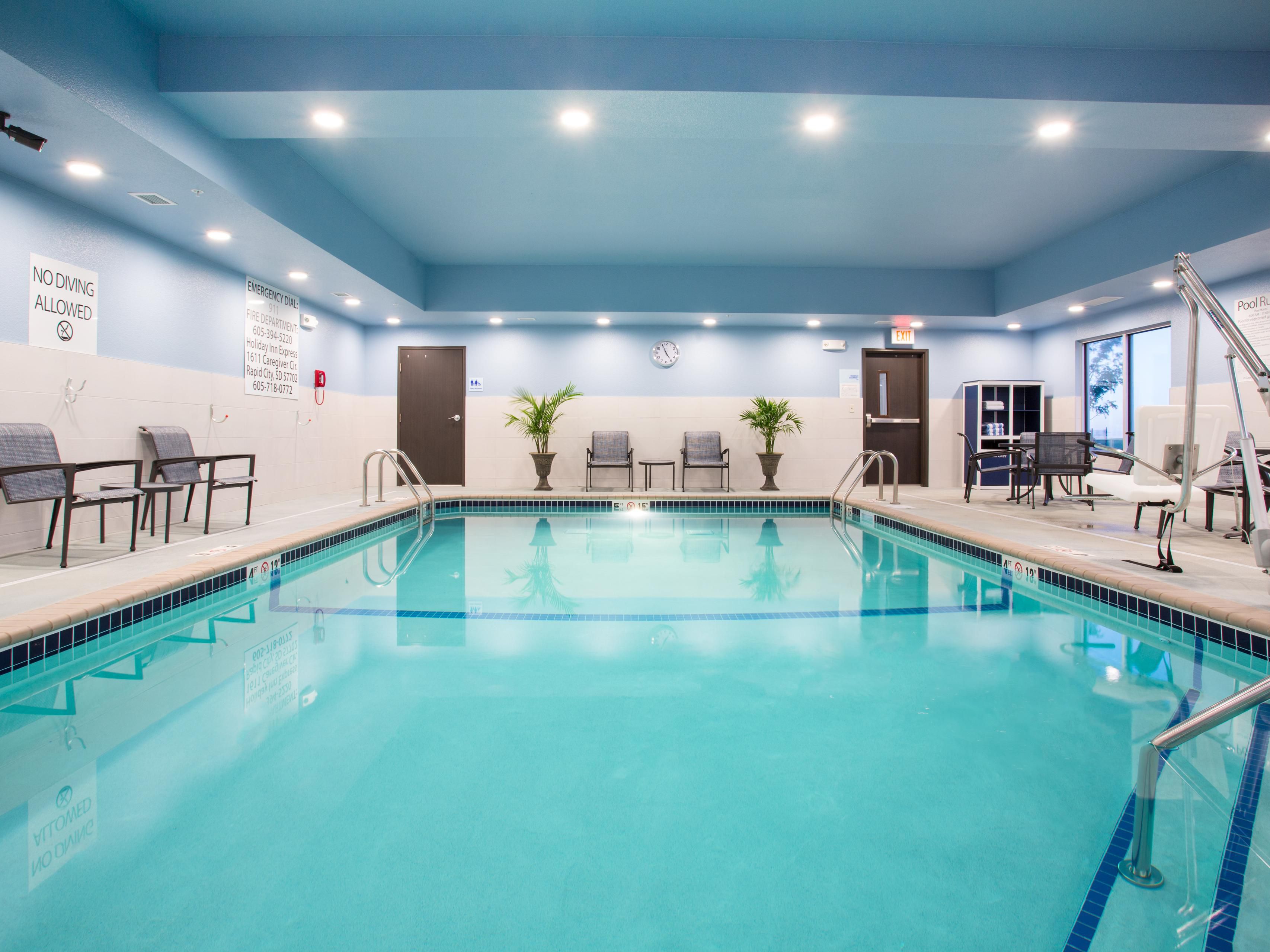 Enjoy refreshing dip in the pool opens from 6:00 AM - 11:00 PM.
