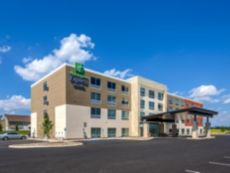 Holiday Inn Express & Suites Reedsville - State Coll Area