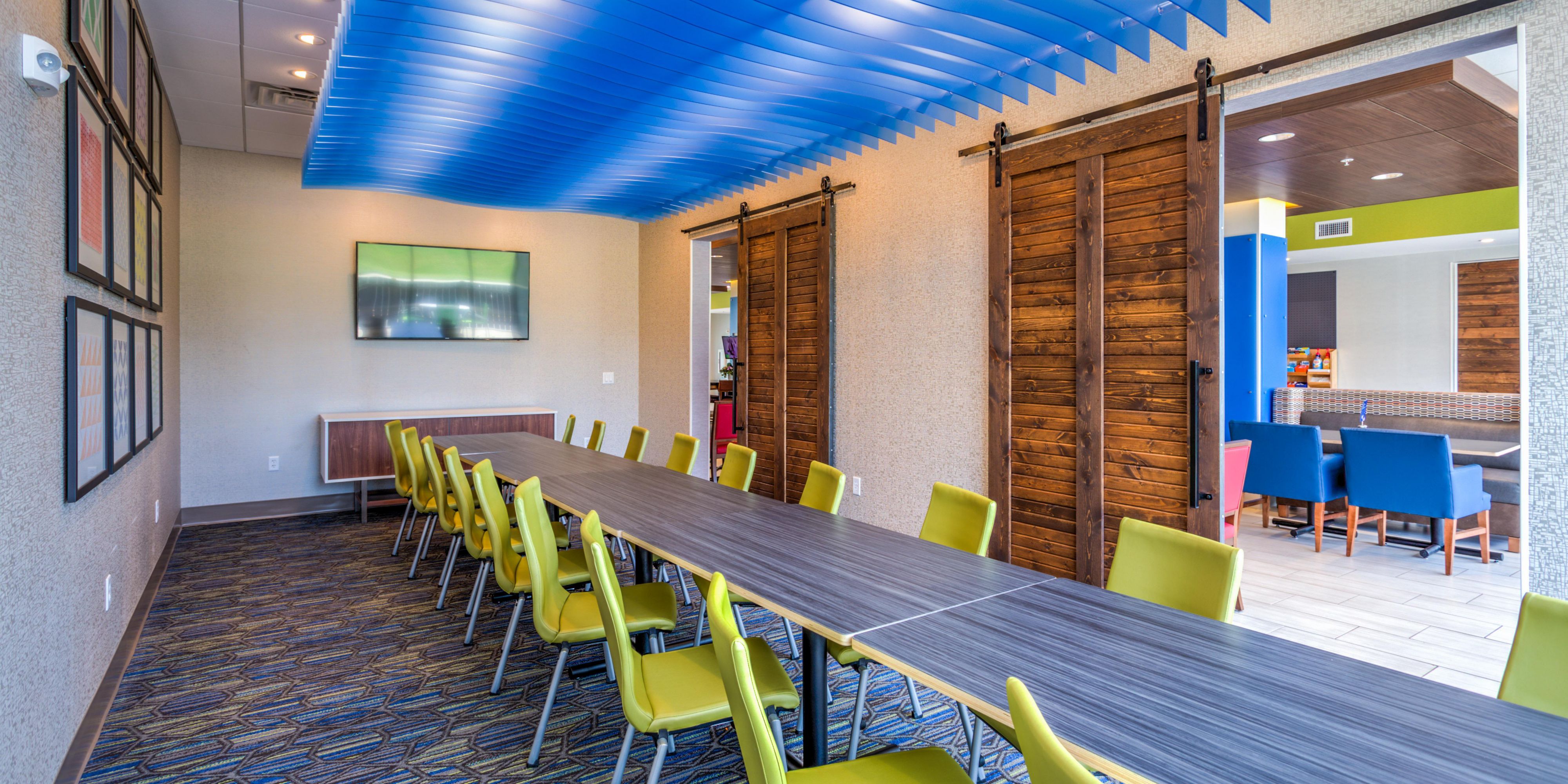 We have two meeting spaces to accommodate your corporate meetings, family gatherings, and any other gathering needs. Reach out today to learn how we can take care of you!