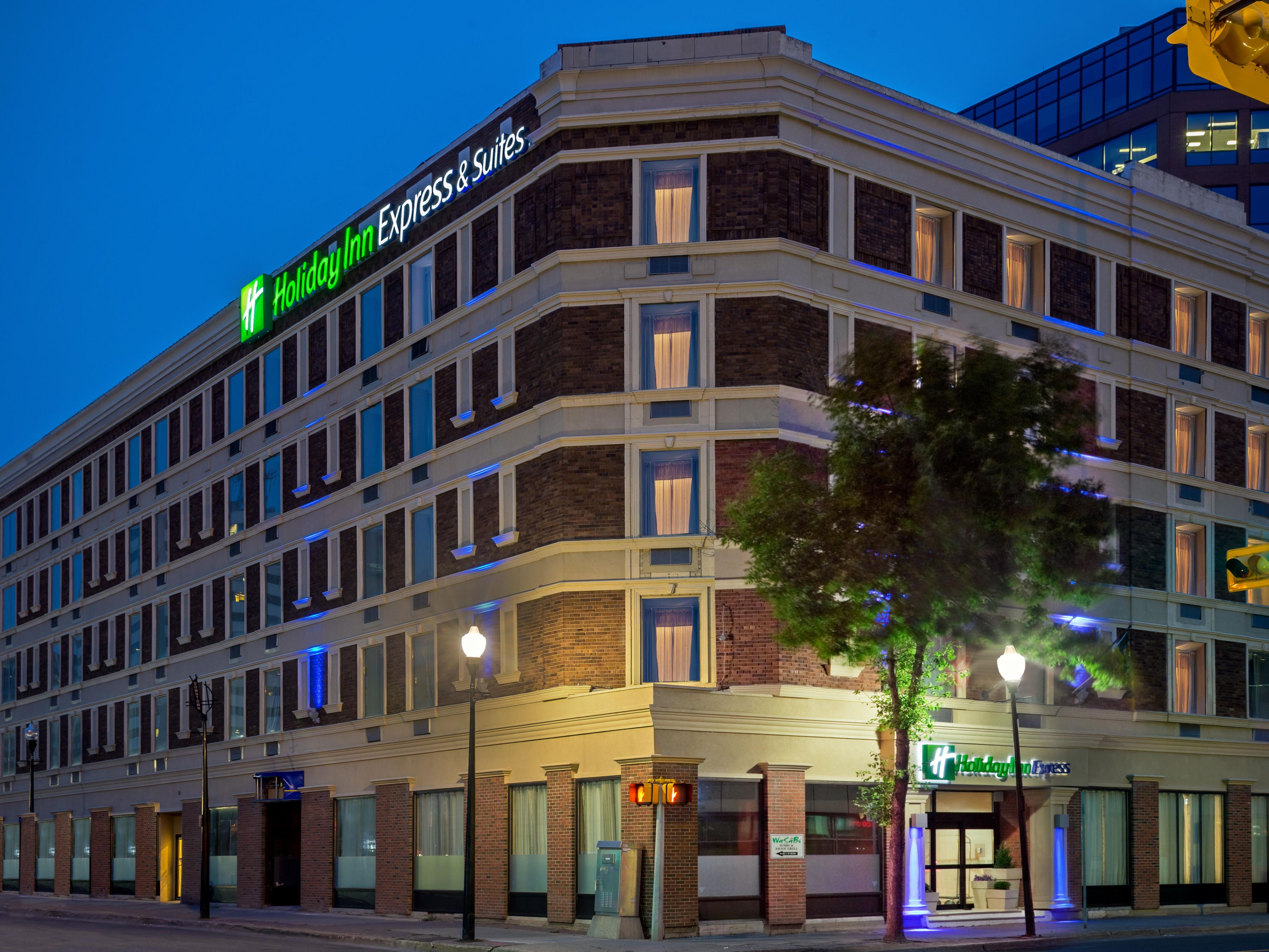 Holiday Inn Express & Suites Regina Downtown Hotel in Regina by IHG