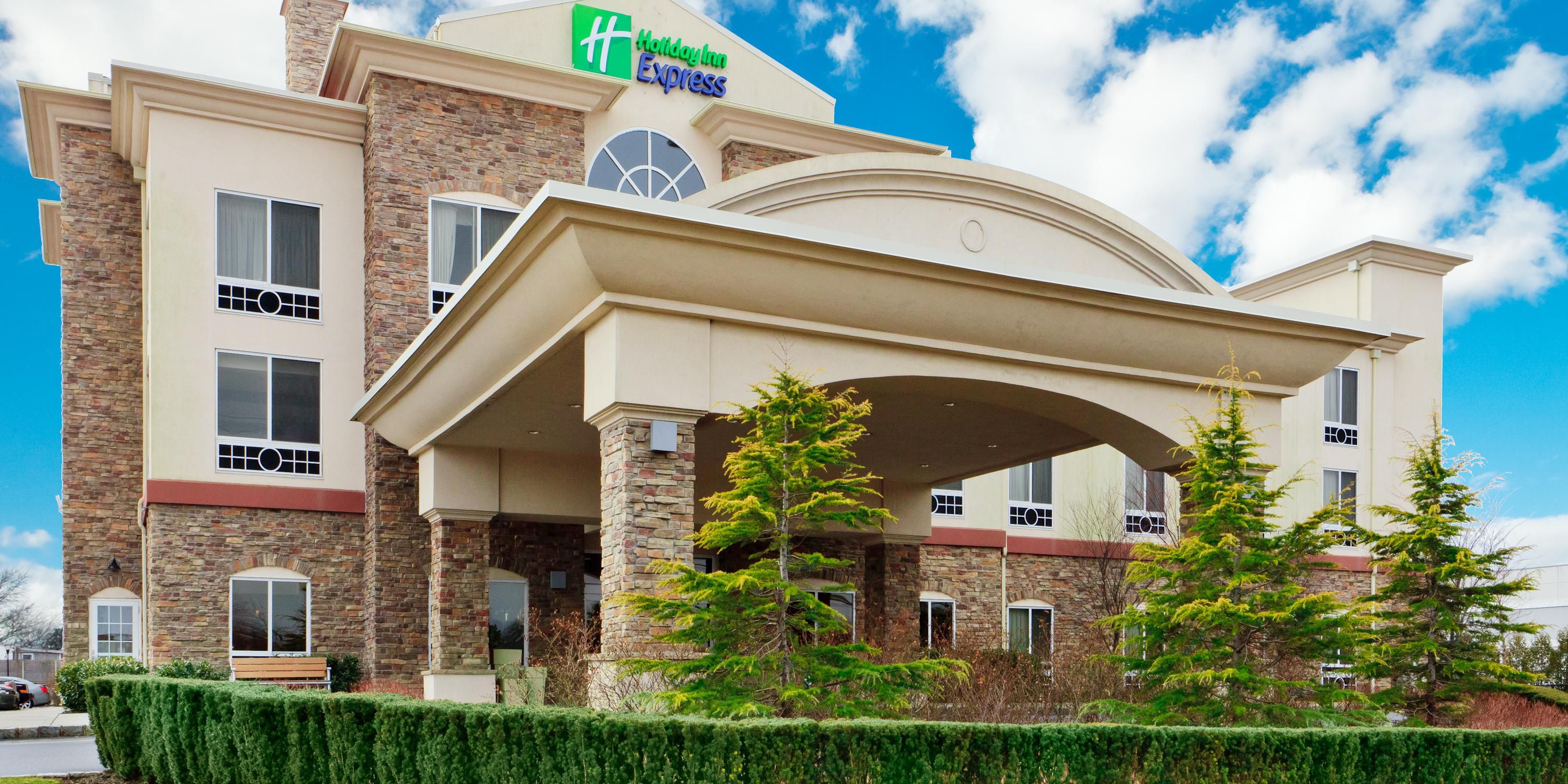 Holiday Inn Express & Suites Long Island-East End