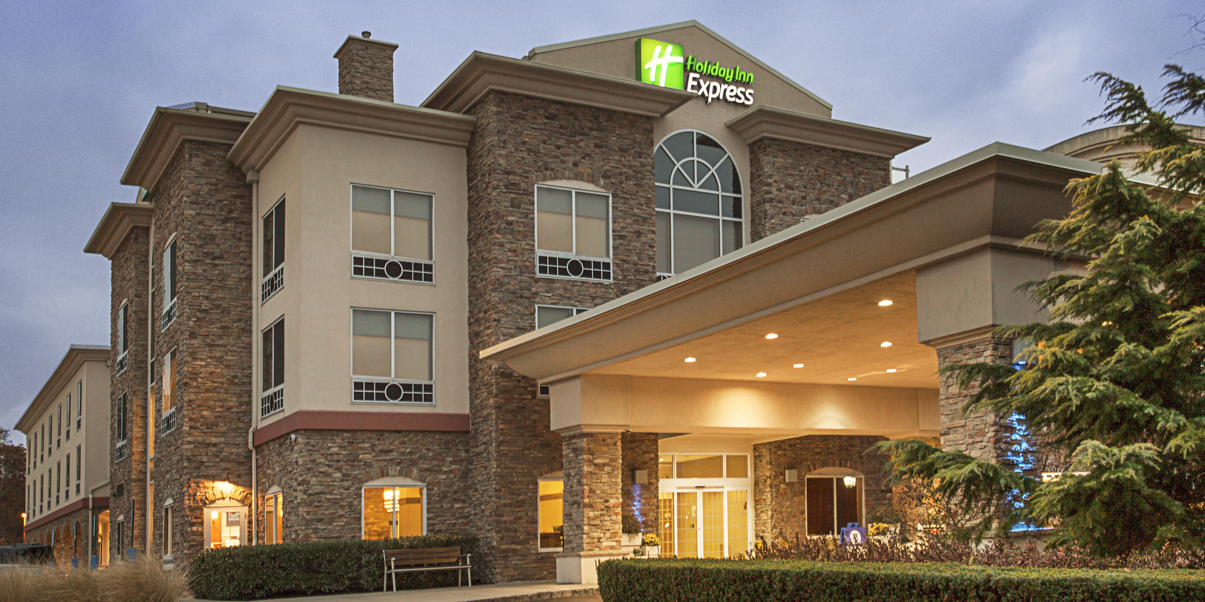 Of-age visitors can also check out more than 30 wineries throughout Long Island, starting less than 3 miles away. 
Peconic Bay Medical Center is located 1.7 miles away.
Tanger Outlets Riverhead is located 1.1 miles away.
