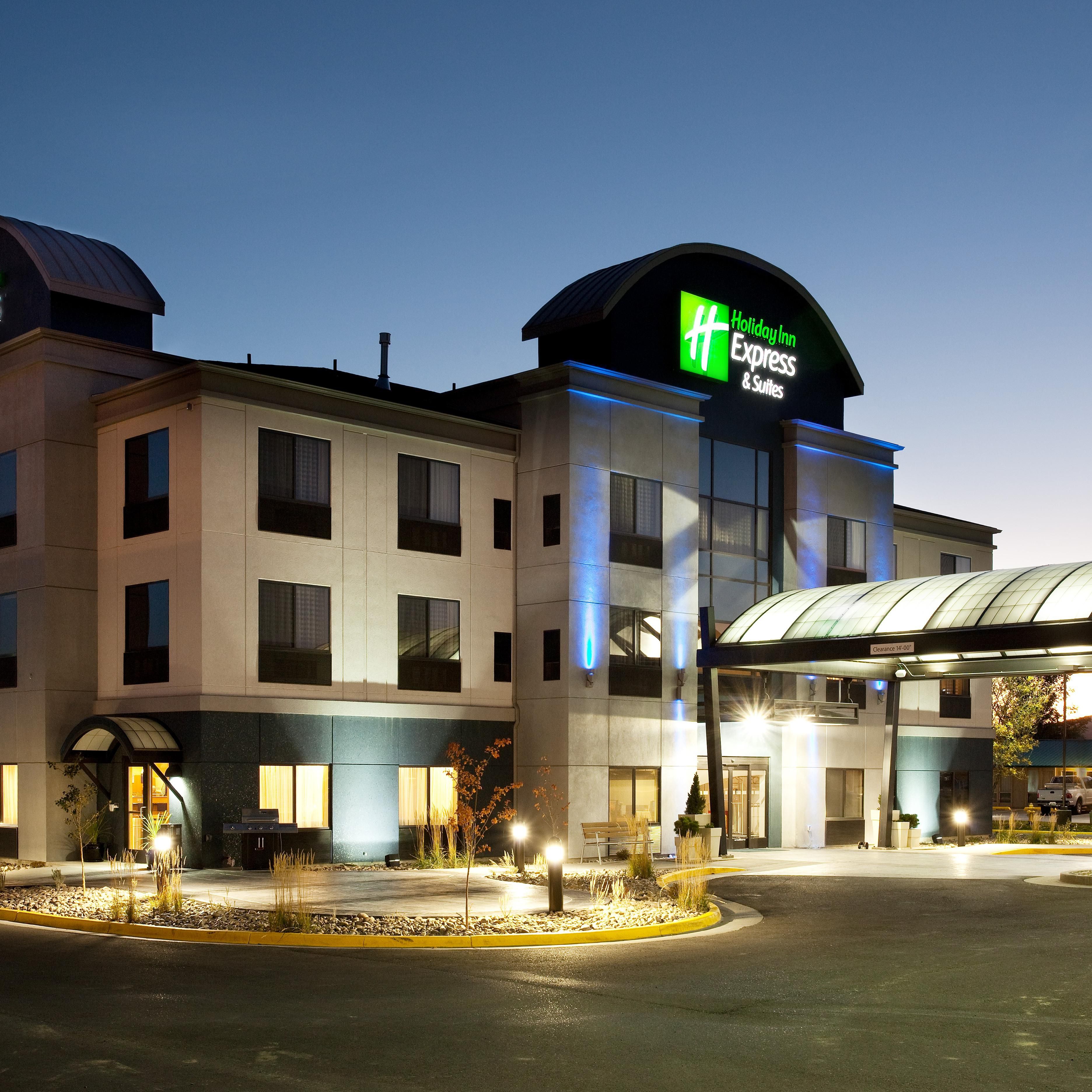 Rock Springs Pet Friendly Hotels | Find IHG Dog Friendly Hotels in Rock  Springs, Wyoming