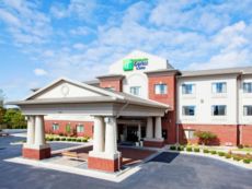 Holiday Inn Express & Suites Rocky Mount/Smith Mtn Lake
