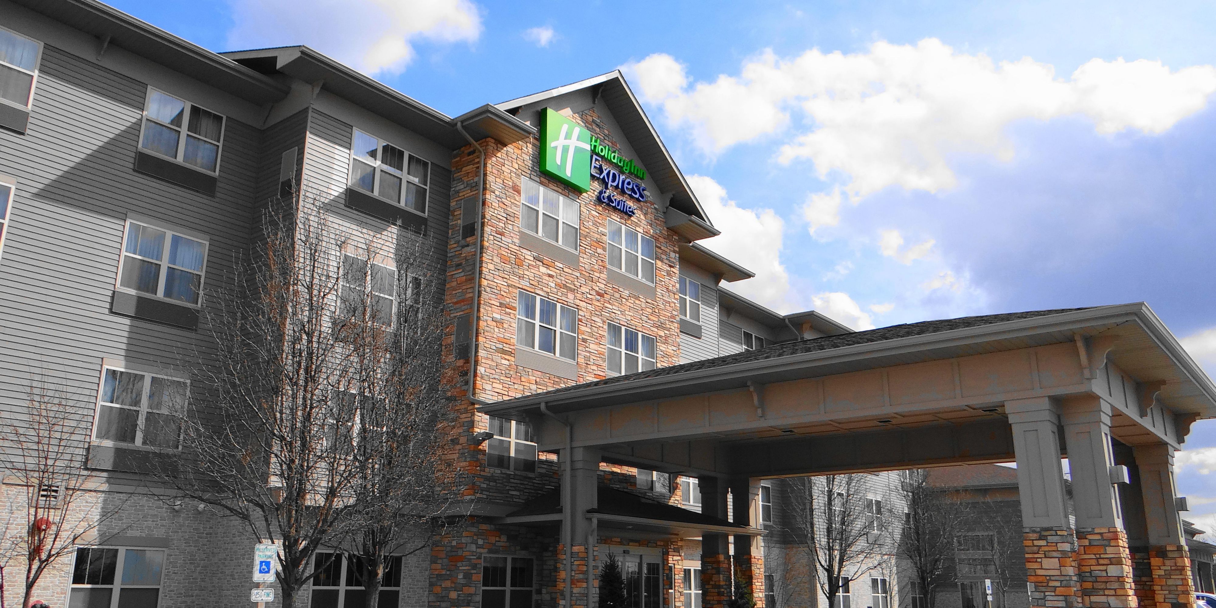 Holiday Inn Express & Suites Chicago WestRoselle Map & Driving