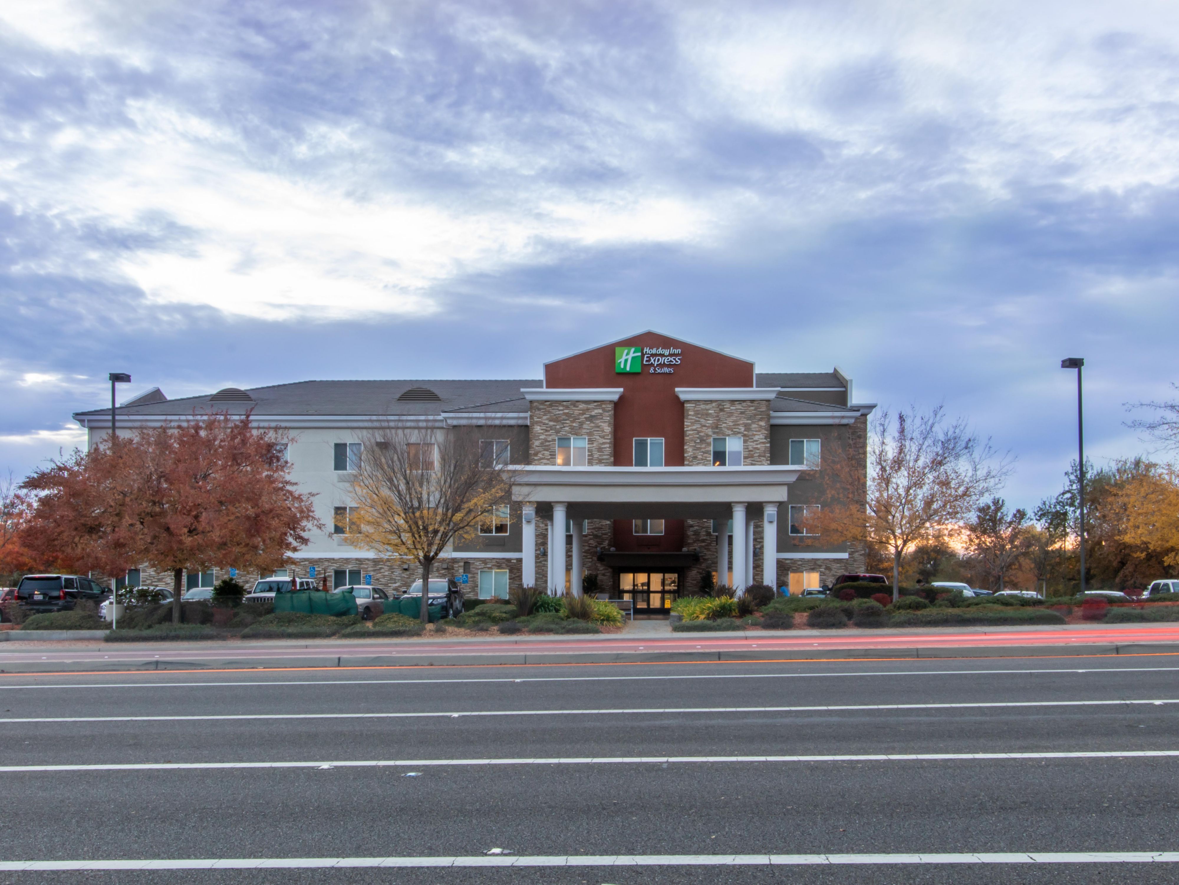 hotels in folsom ca pet friendly