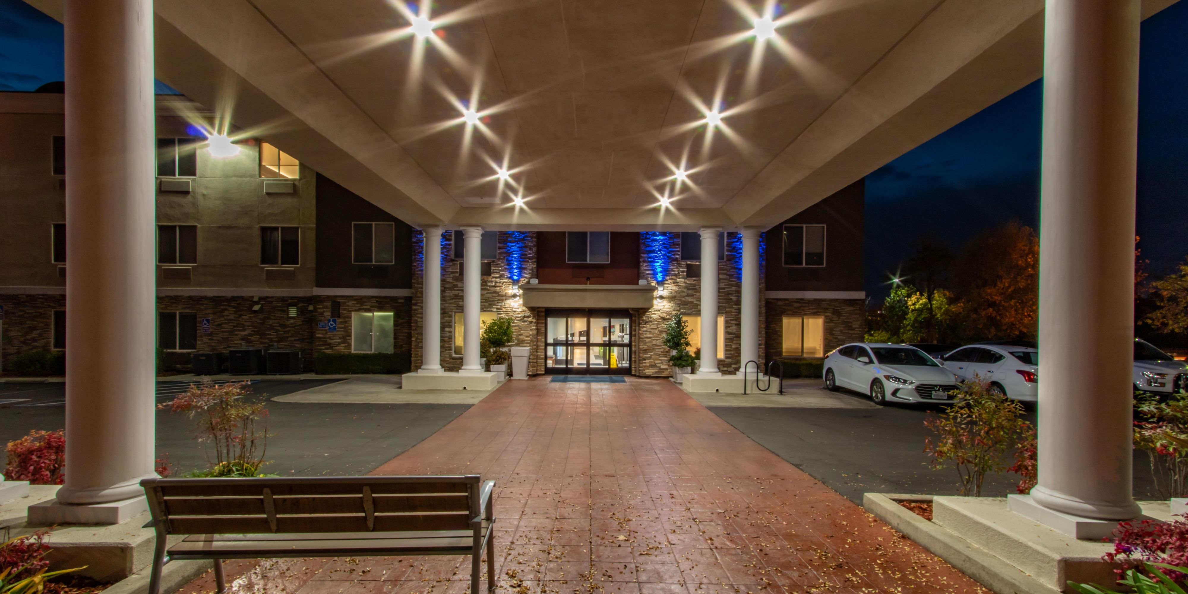 holiday inn express & suites 罗斯维尔 - 广场区
