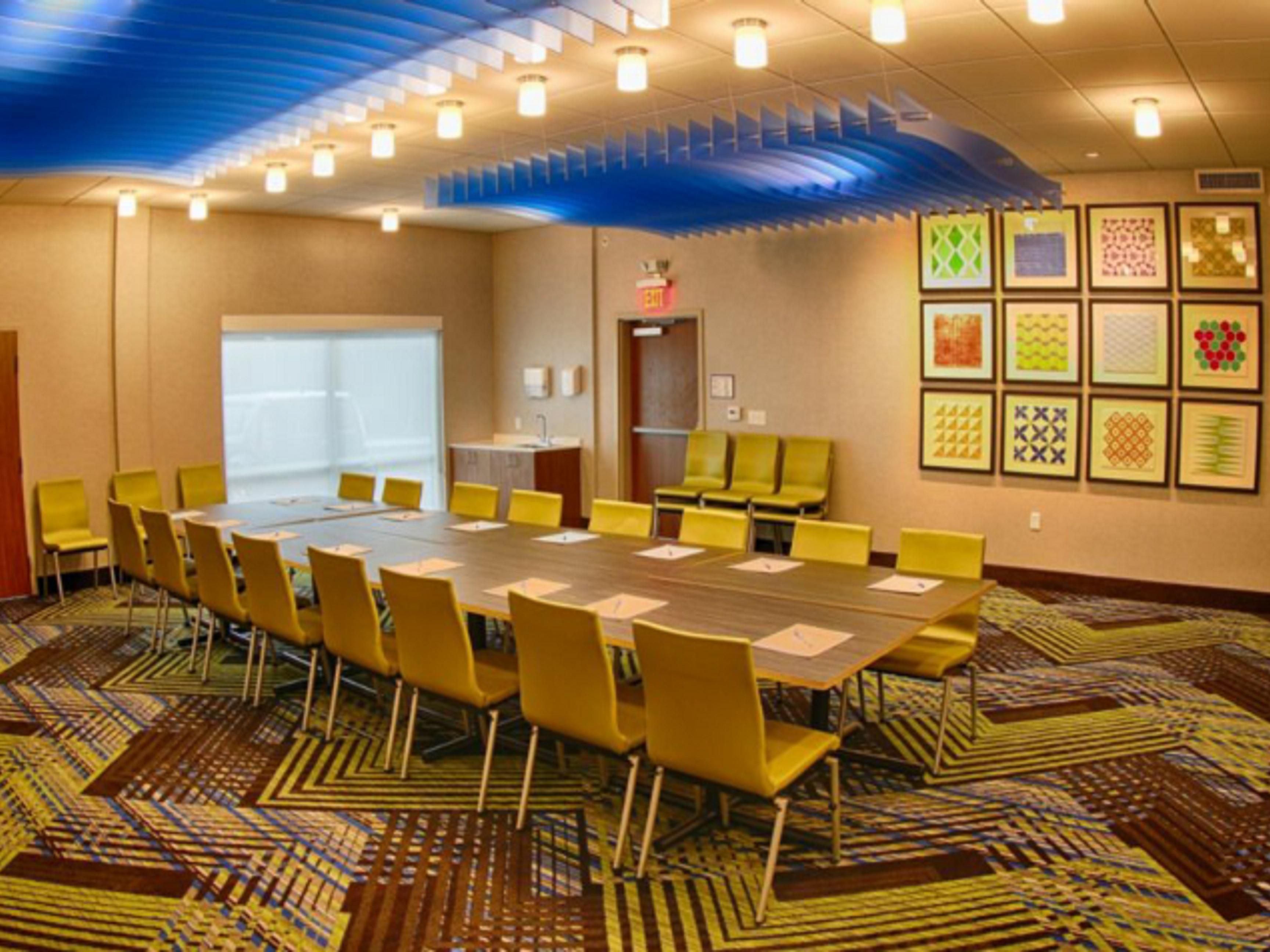 We have a great solution for your small group gathering. Contact our sales office for more details and special rates on our meeting rooms. We have two to choose from depending on availability and your needs.
Email us at willnofar@gmail.com 