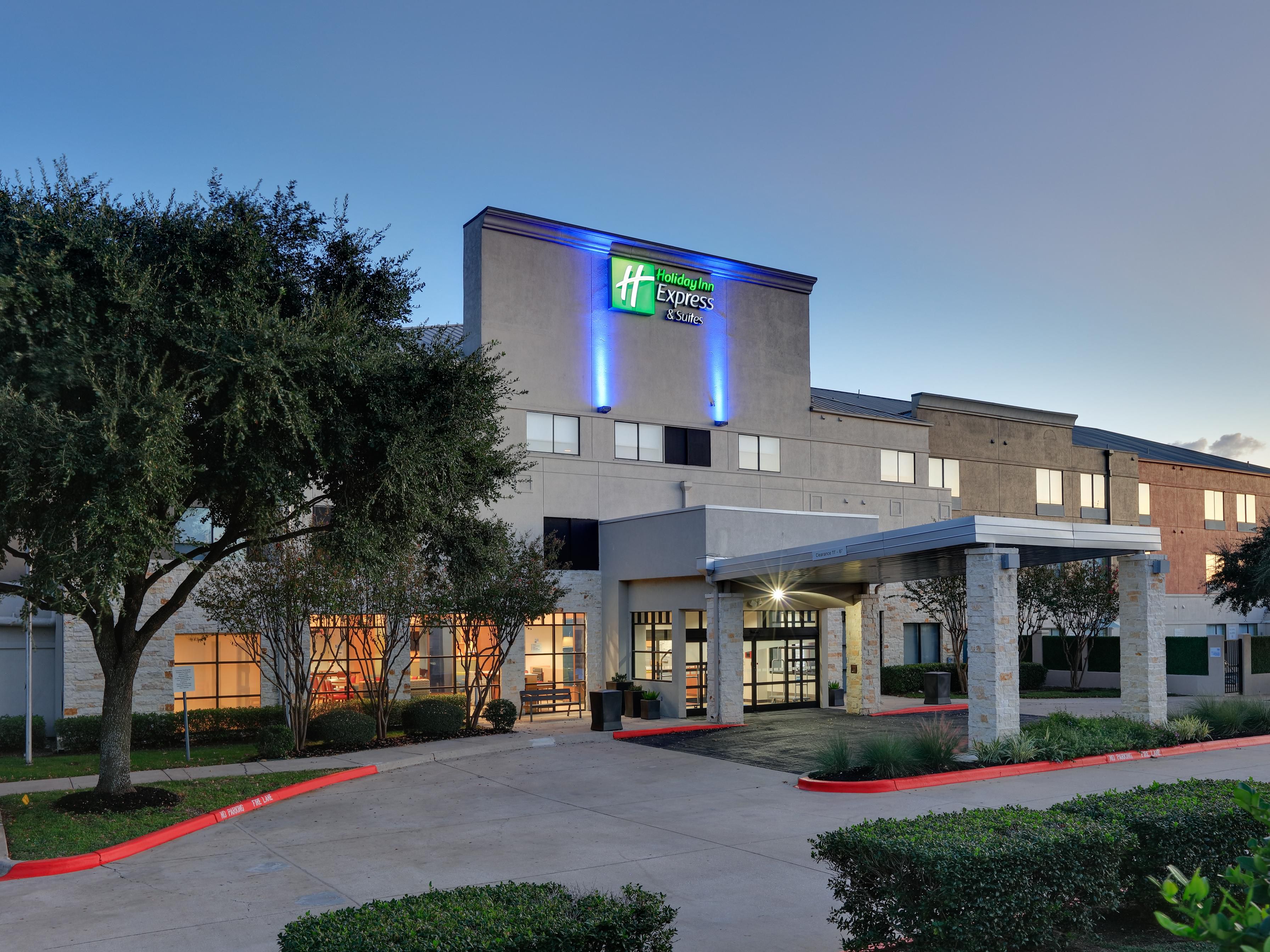 best hotels in leander tx