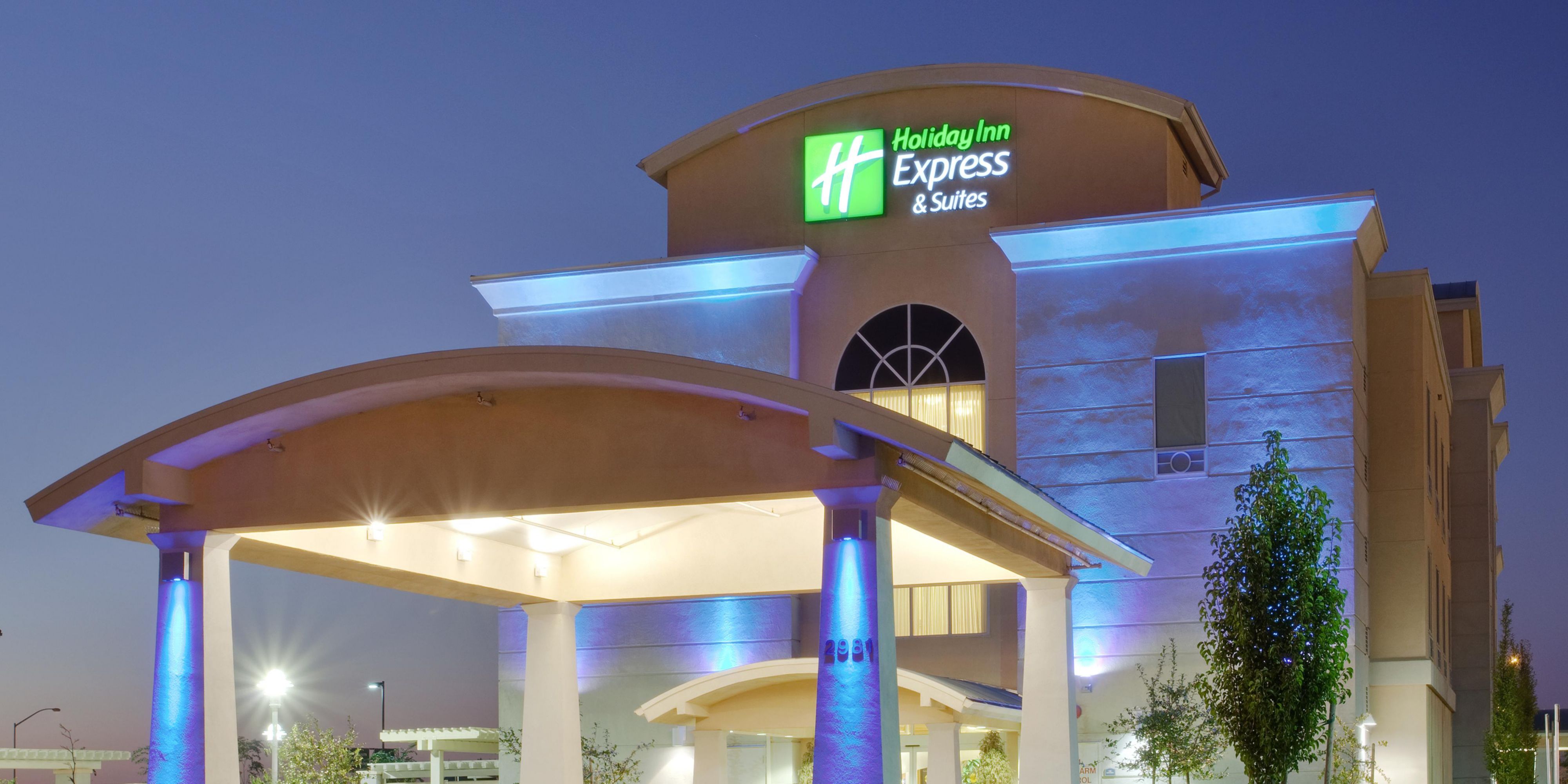 Holiday Inn Express & Suites 萨克拉门托机场NATOMAS