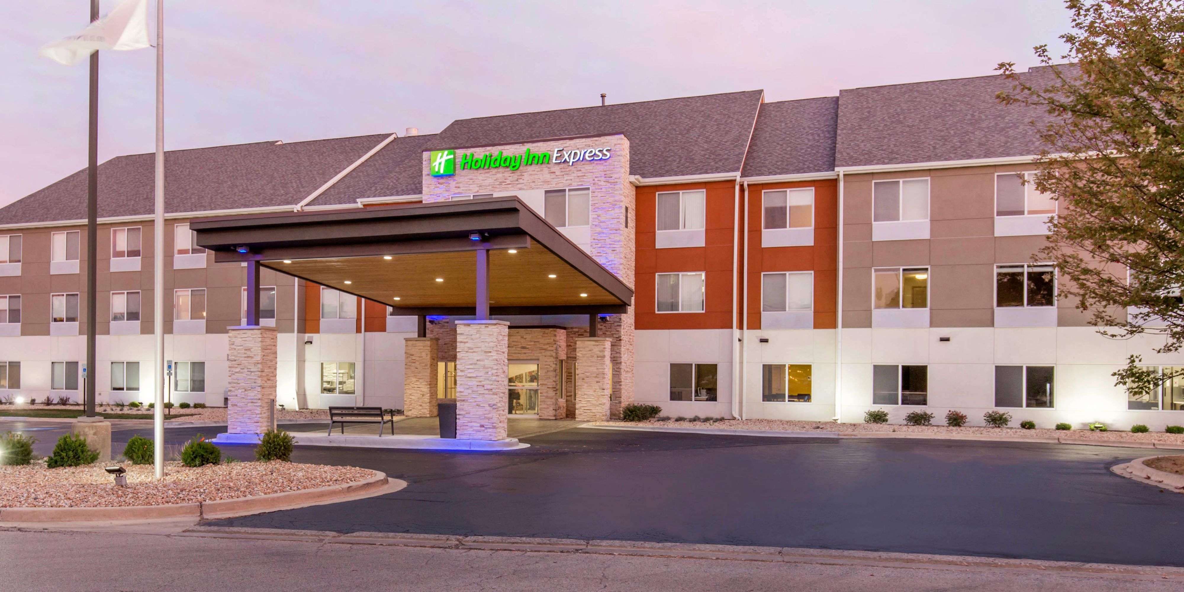Great location with Coopers Hawk & Starbucks across the street.  Plus in same parking lot area Olive Garden, Chilie's and Mothers Pancake House and a lot more.  Shopping all around us like World Market, TJ Maxx, Target & Wal-Mart.