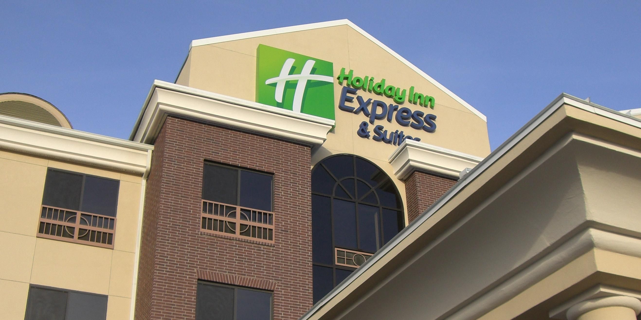 Holiday Inn Express & Suites Saint Robert - Leonard Wood