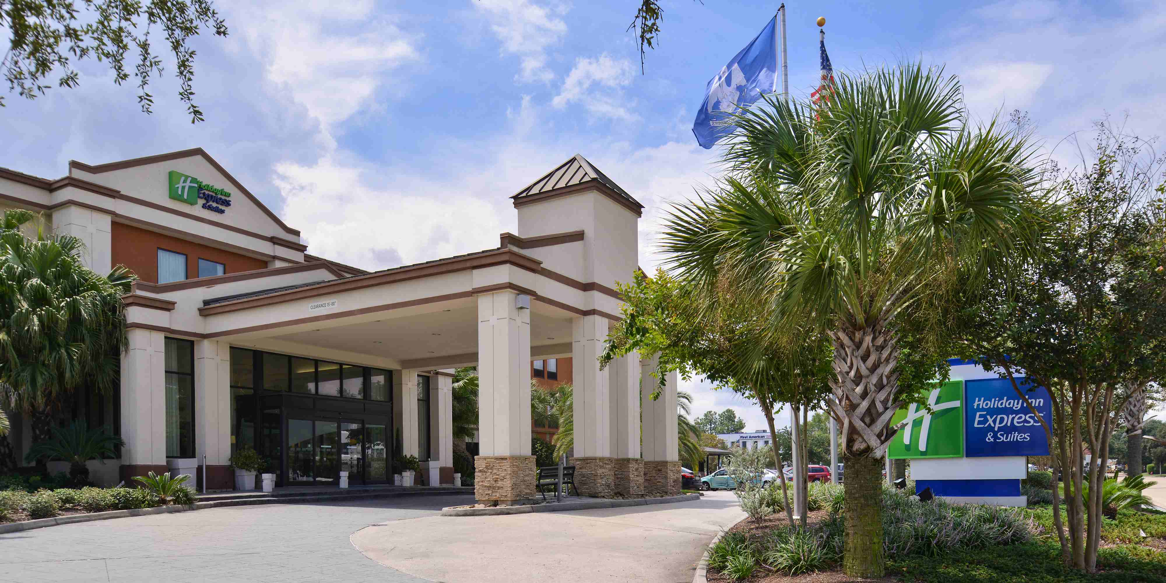Hotels near Louis Armstrong Airport | Holiday Inn Express & Suites New  Orleans Airport South
