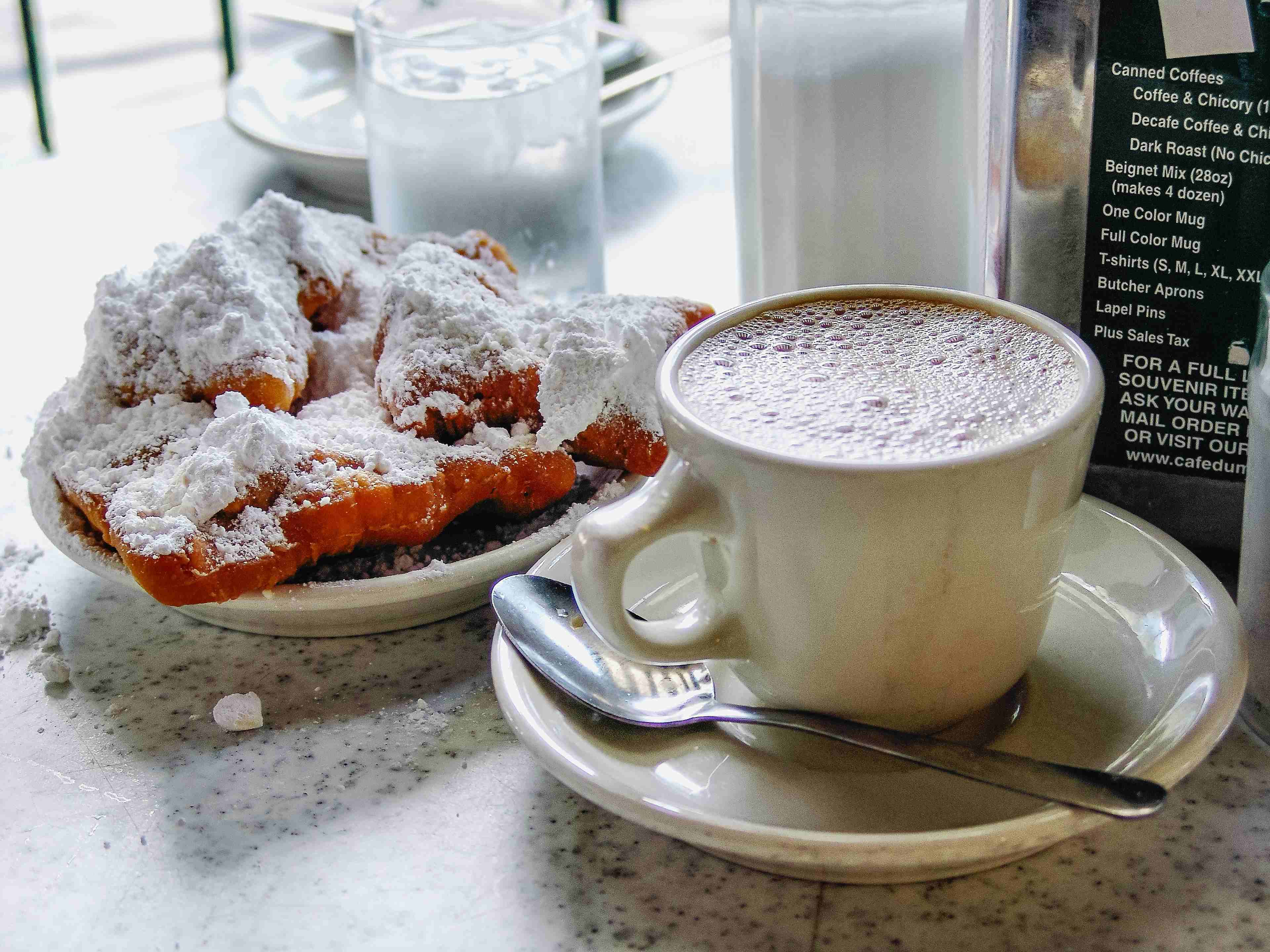 Beignets and Coffee at Cafe du Monde