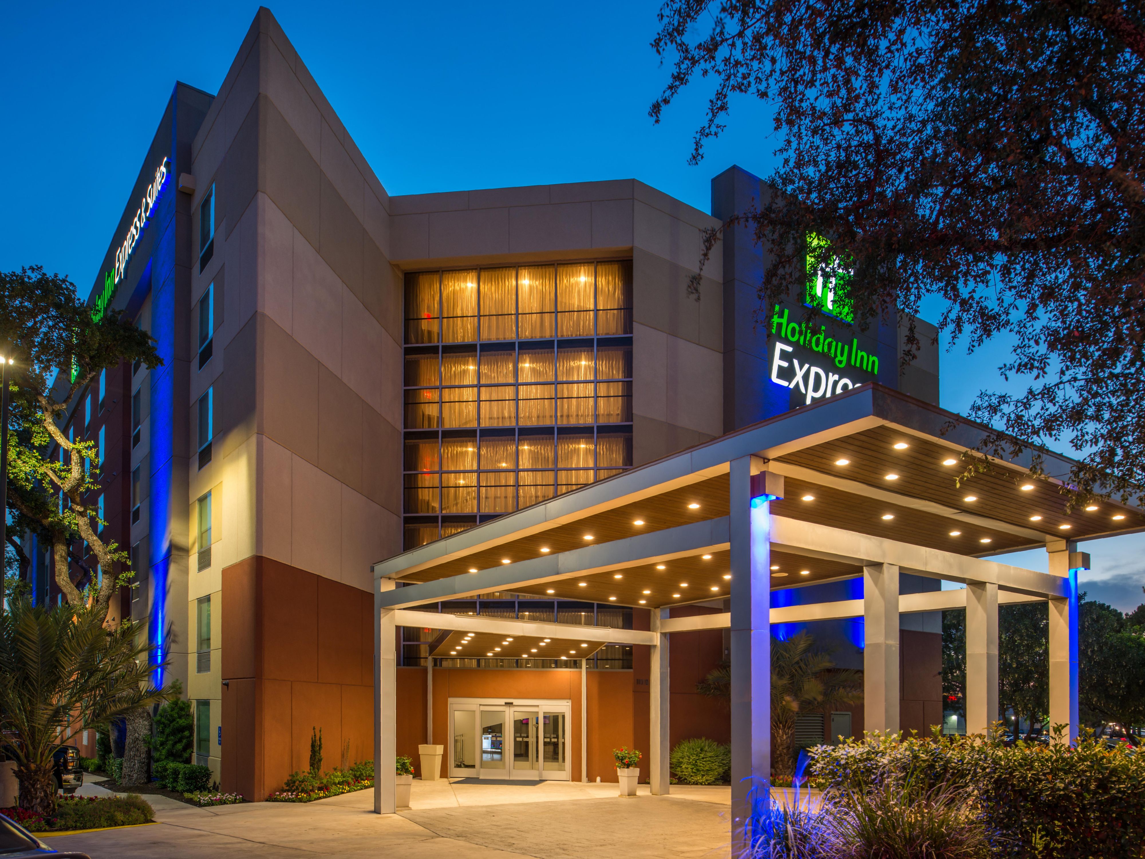 Take advantage of our hotel, the perfect stop for every traveler.