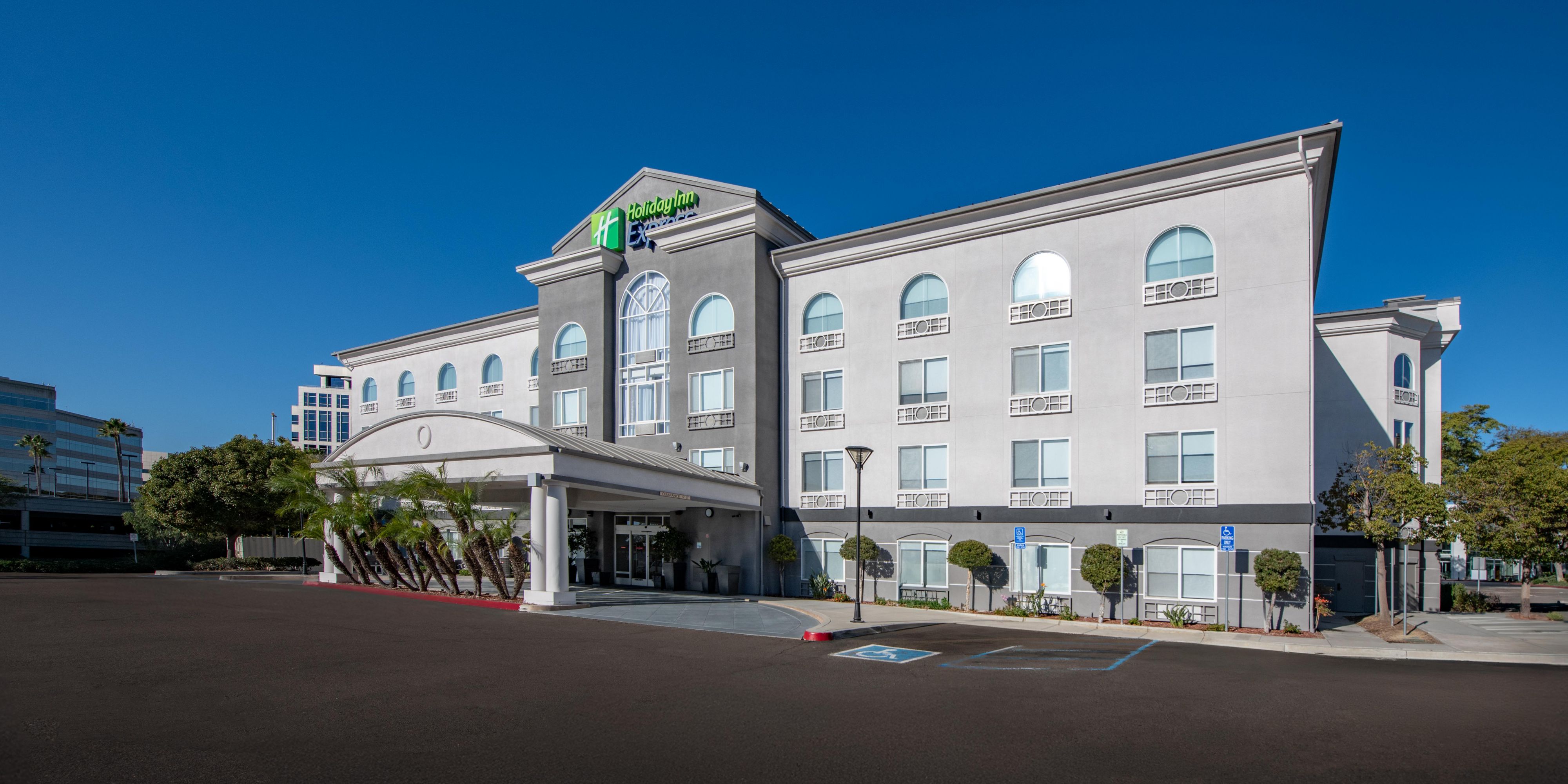 Holiday Inn Express & Suites San Diego-Sorrento Valley