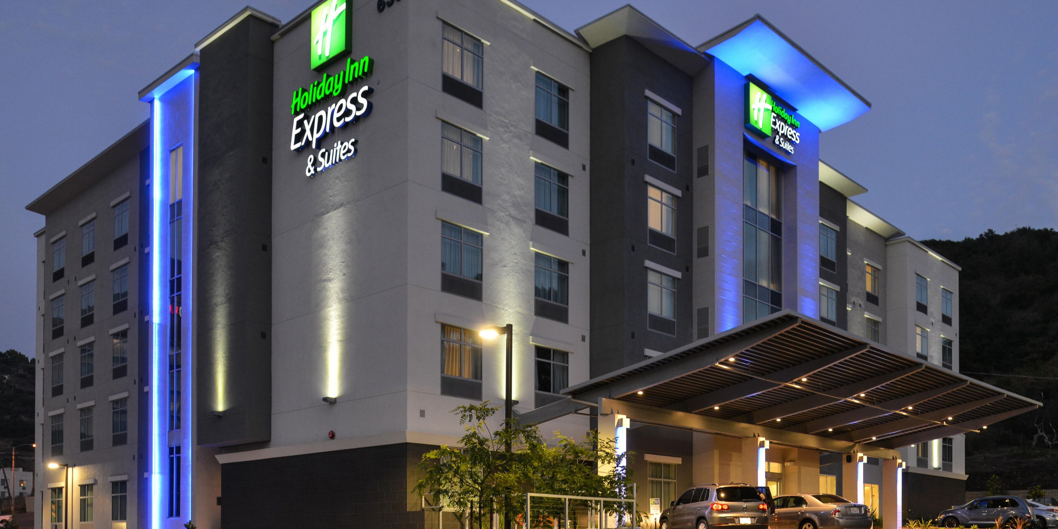Holiday Inn Express And Suites San Diego 4084740471 2x1