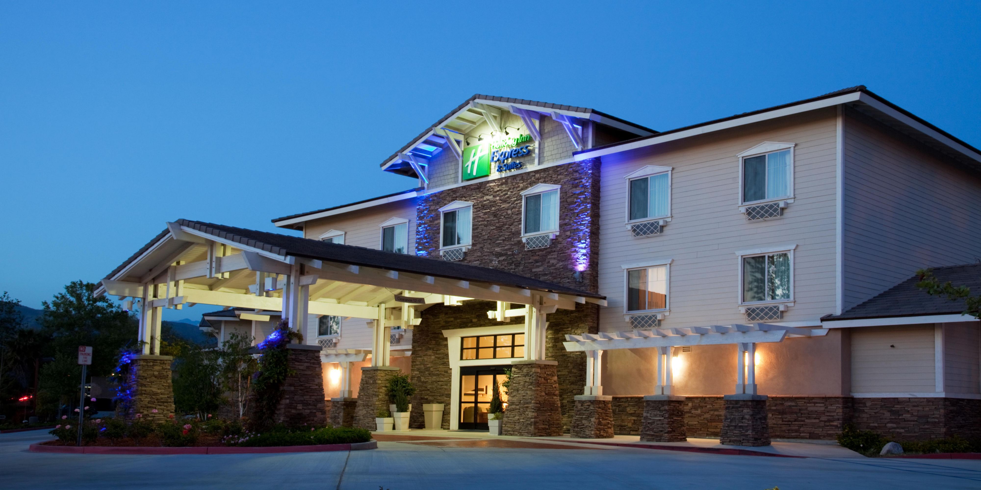 Holiday Inn Express & Suites San Dimas