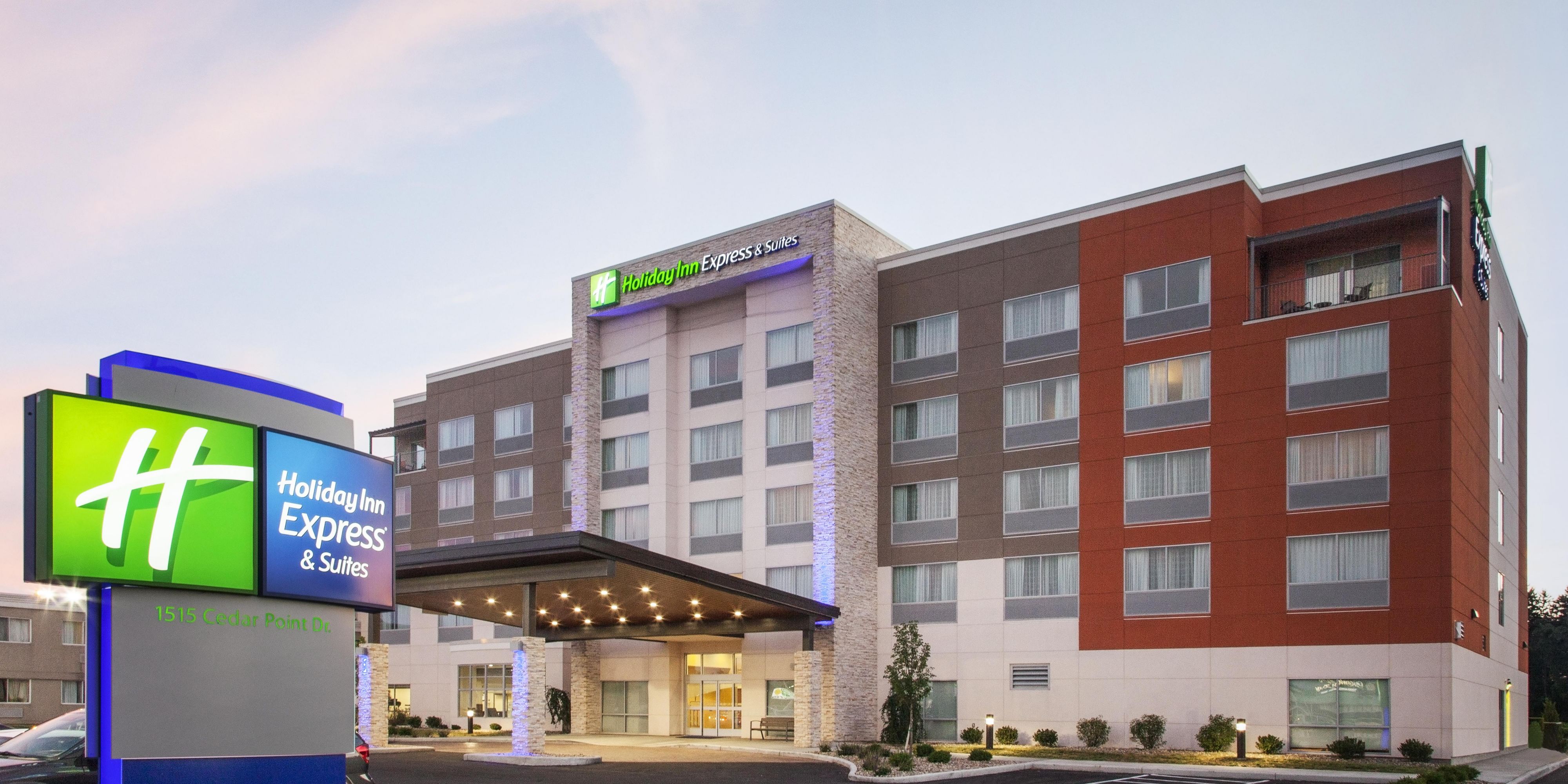 Sandusky, Ohio Hotels near Cedar Point | Holiday Inn Express & Suites  Sandusky