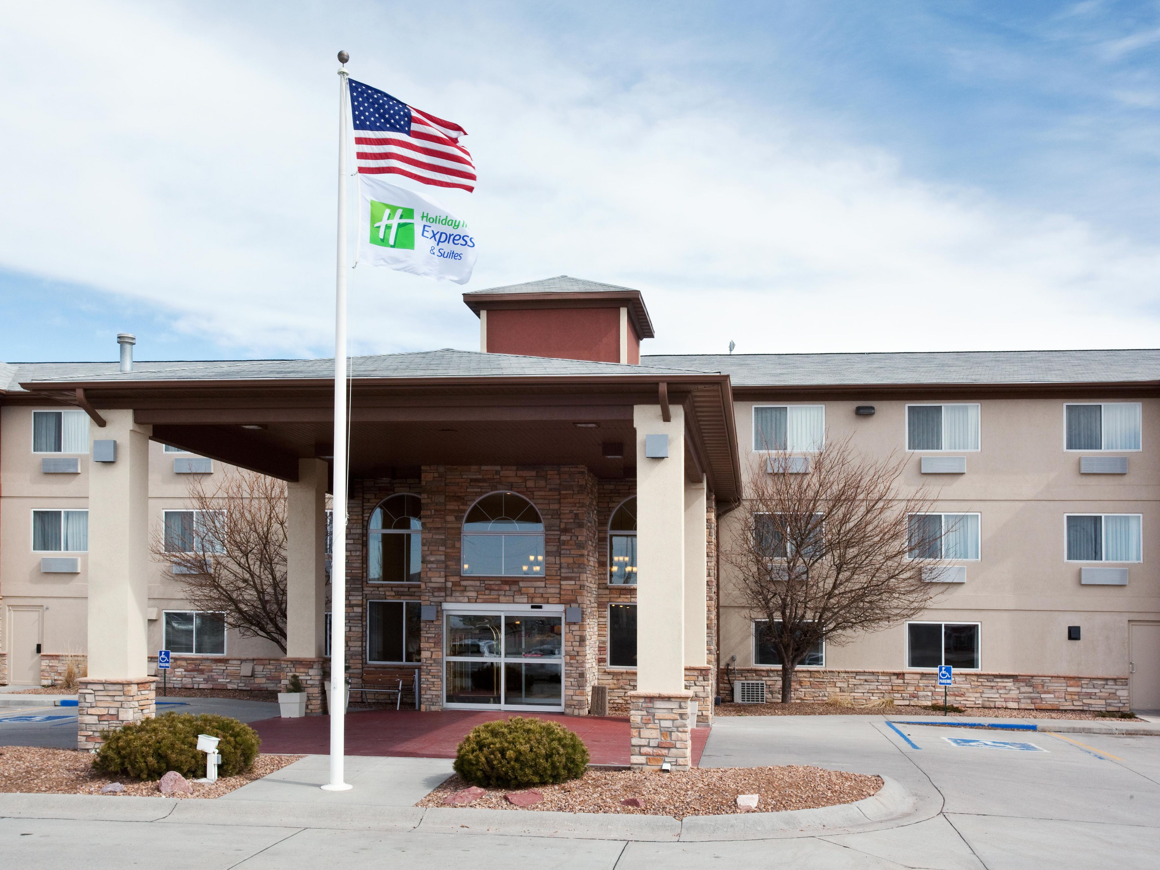 Hotel in Scottsbluff, NE | Holiday Inn Express & Suites Scottsbluff-Gering