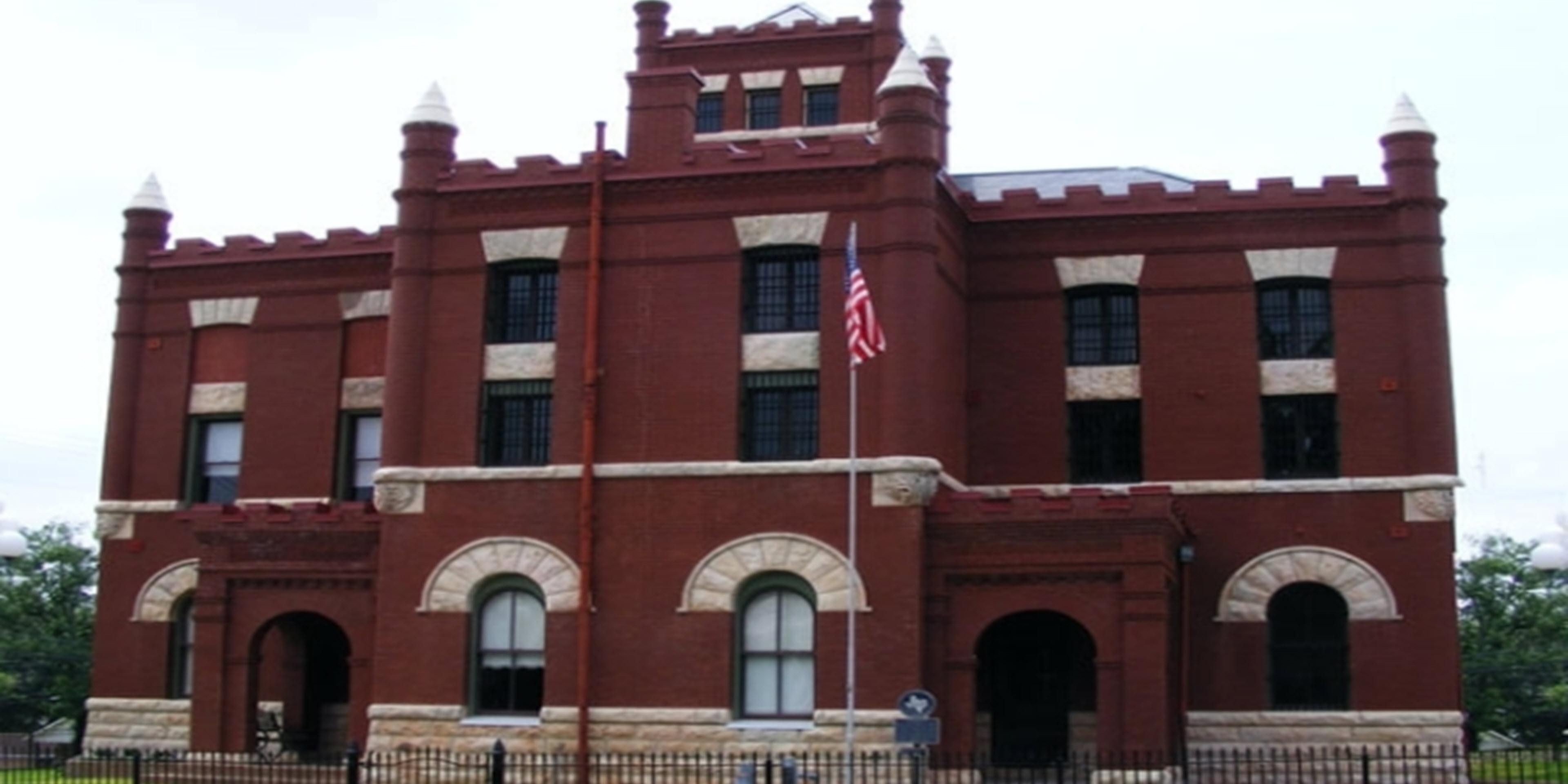 The Austin County Jailhouse, built in 1896, now the Austin County Jail Museum, served as both living quarters on the left side and a jail on the right. The building consists of three complete stories, plus a fourth smaller area, known as the "gallows", which was used only once, in 1901. This historic landmark is a visitor's treasure. 