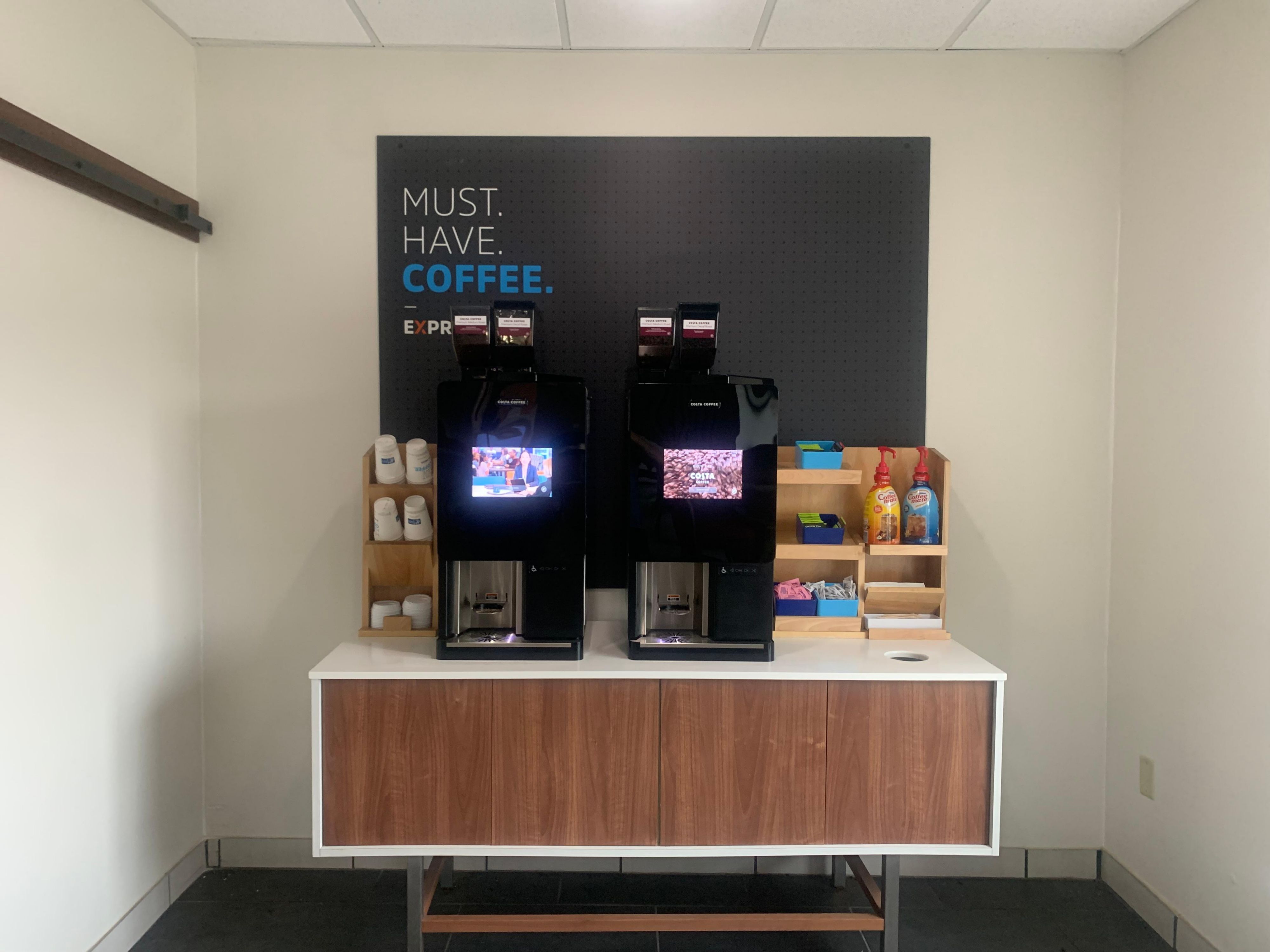 Savor the taste of freshly brewed coffee around the clock with our new bean-to-cup coffee machine, available 24/7 in the lobby .Elevate your stay with us and relish every sip of our exceptional coffee ! 