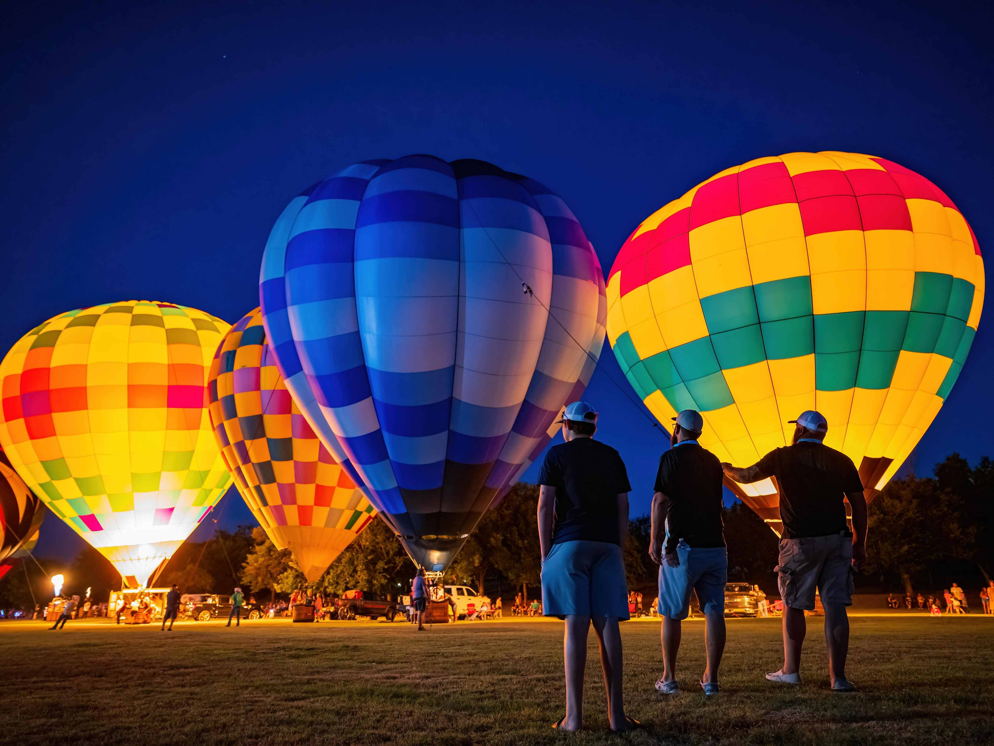 Night view of the Annual Firelake Fireflight Balloon Festival 