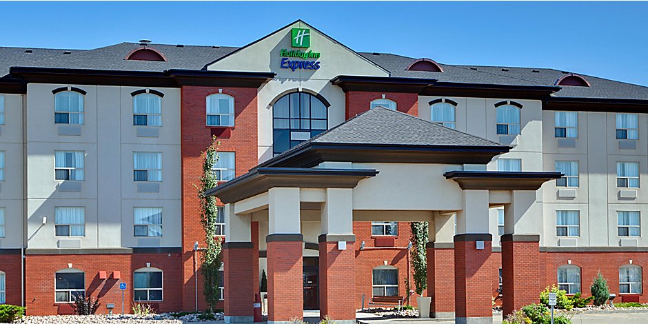 Holiday Inn Express Suites Sherwood Park Edmonton Area Hotel By Ihg