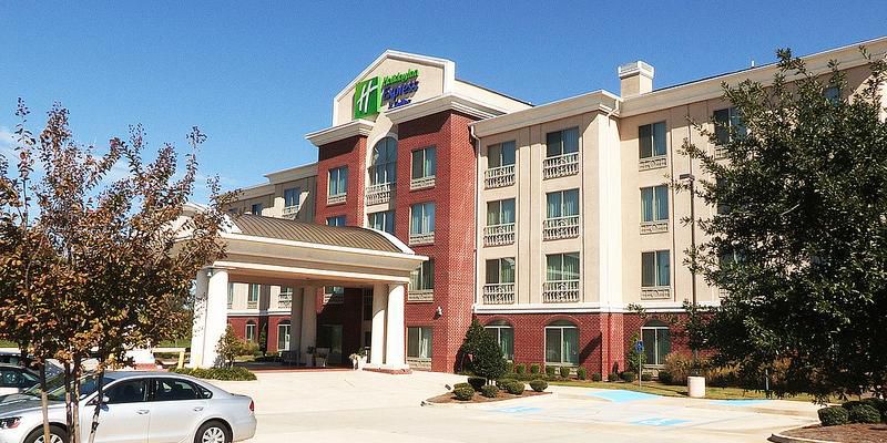 Holiday Inn Express & Suites Shreveport - West